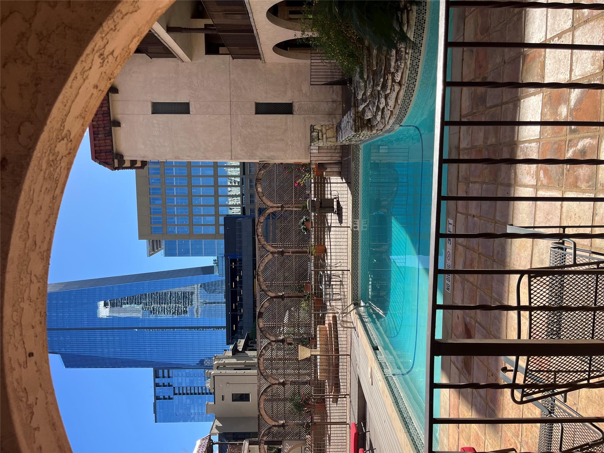 505 W 7th St # 109, Austin, TX 78701