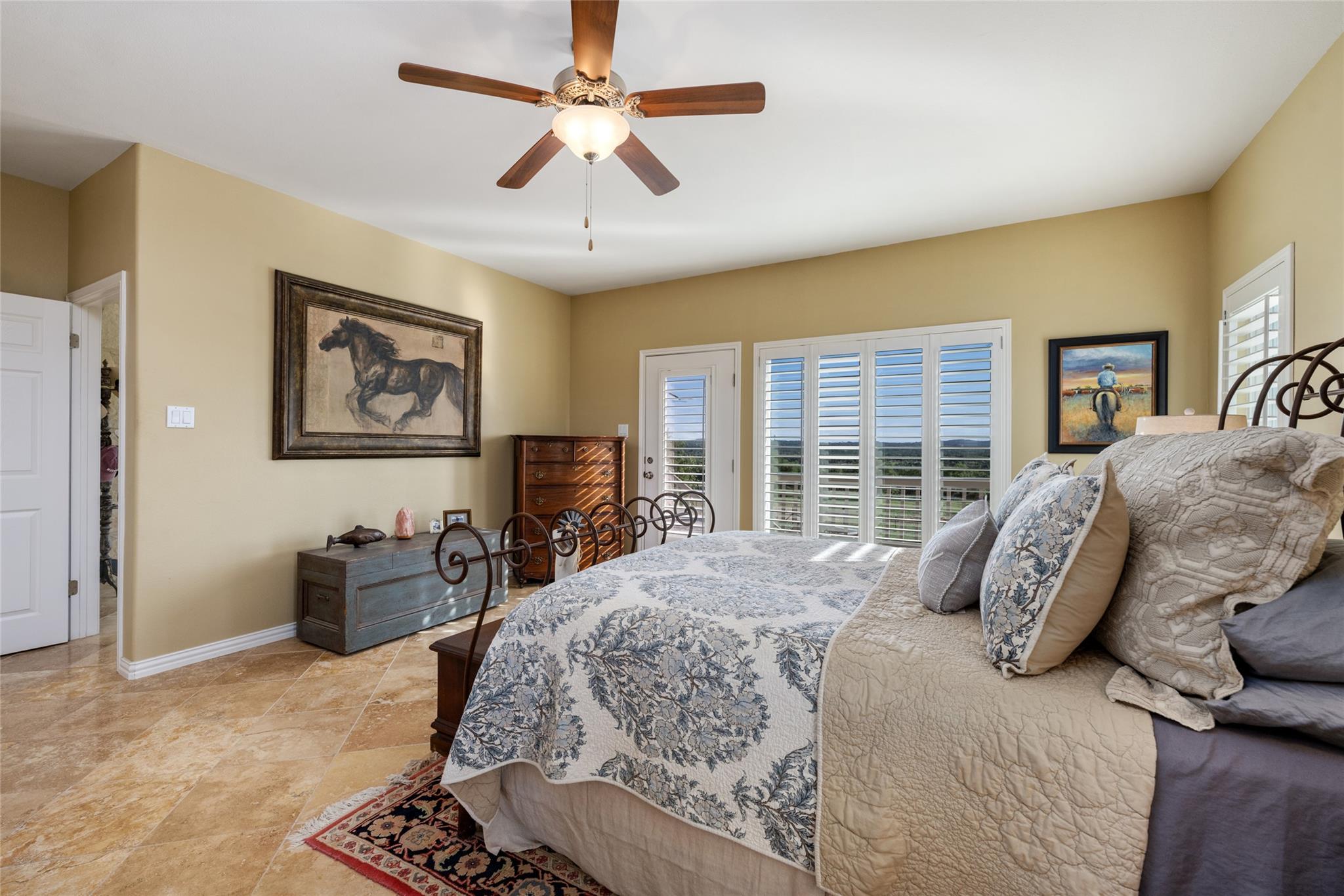 2400 W Fitzhugh Rd, Dripping Springs, TX 78630