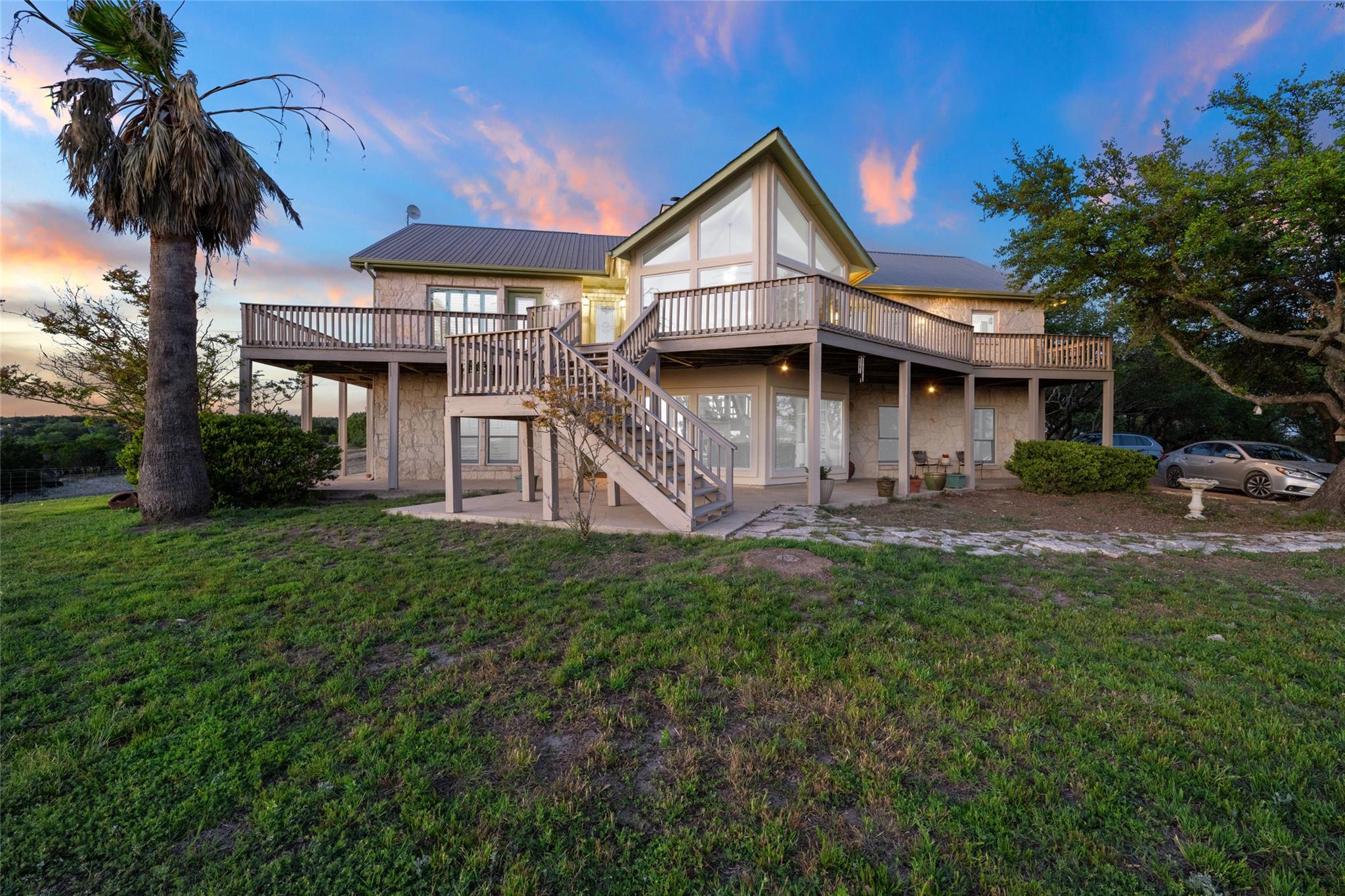 2400 W Fitzhugh Rd, Dripping Springs, TX 78630