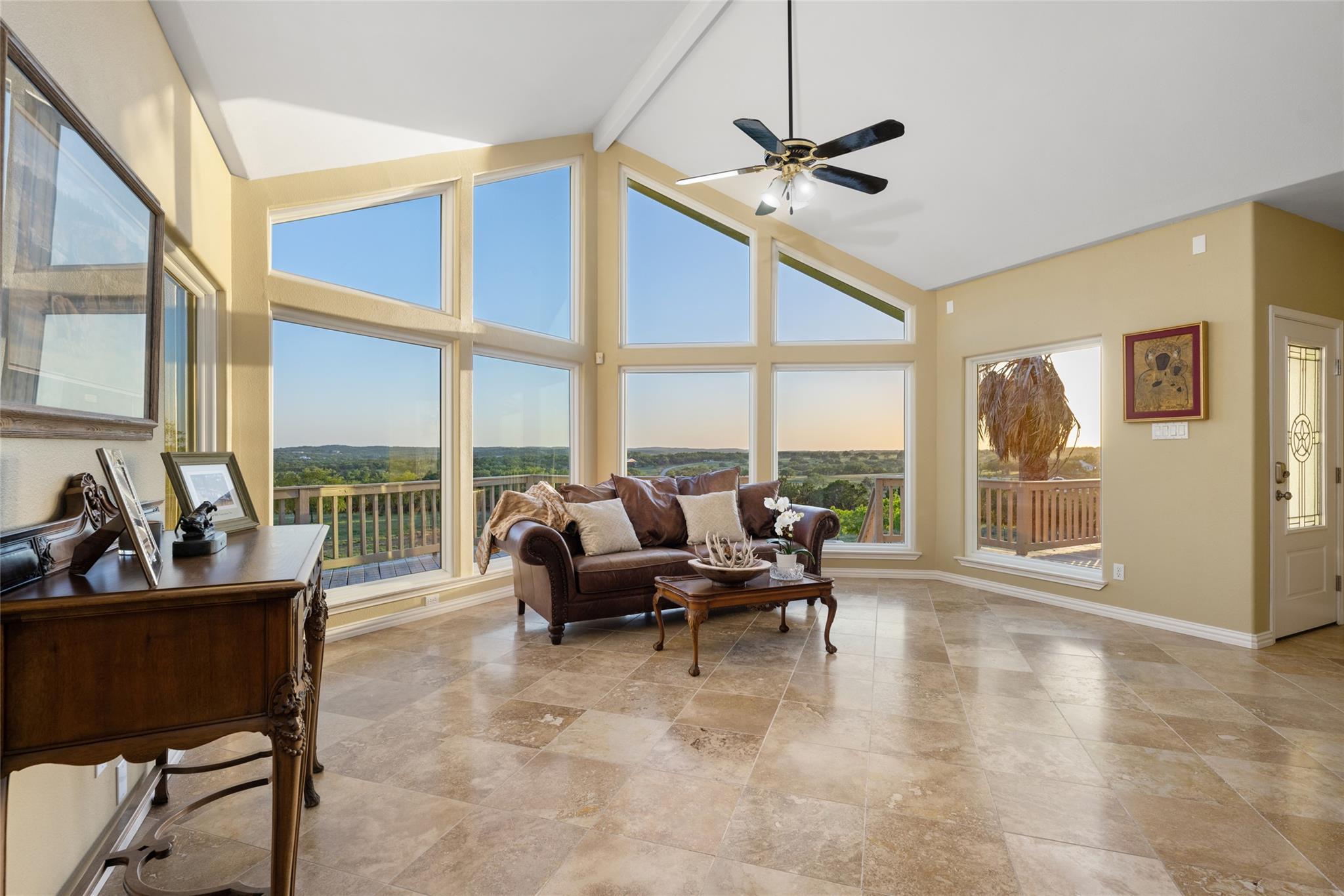 2400 W Fitzhugh Rd, Dripping Springs, TX 78630