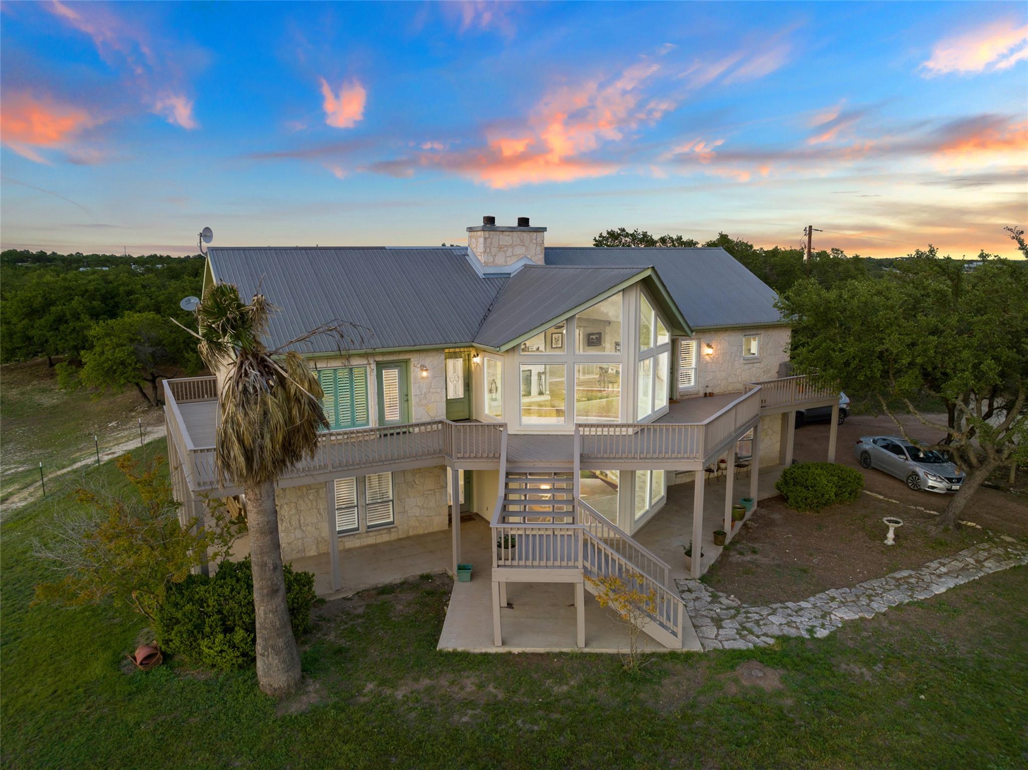 2400 W Fitzhugh Rd, Dripping Springs, TX 78630