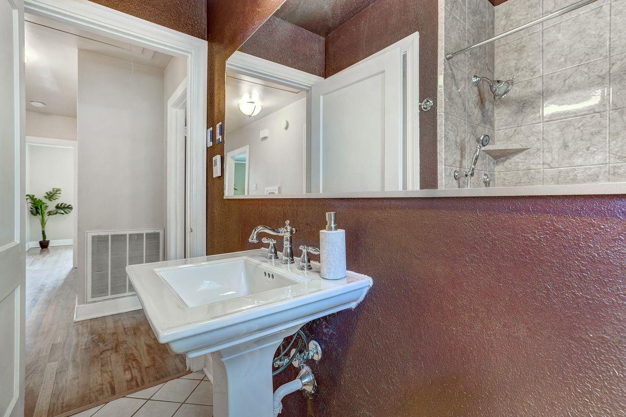 4523 AVENUE C Ave, Austin, TX 78751