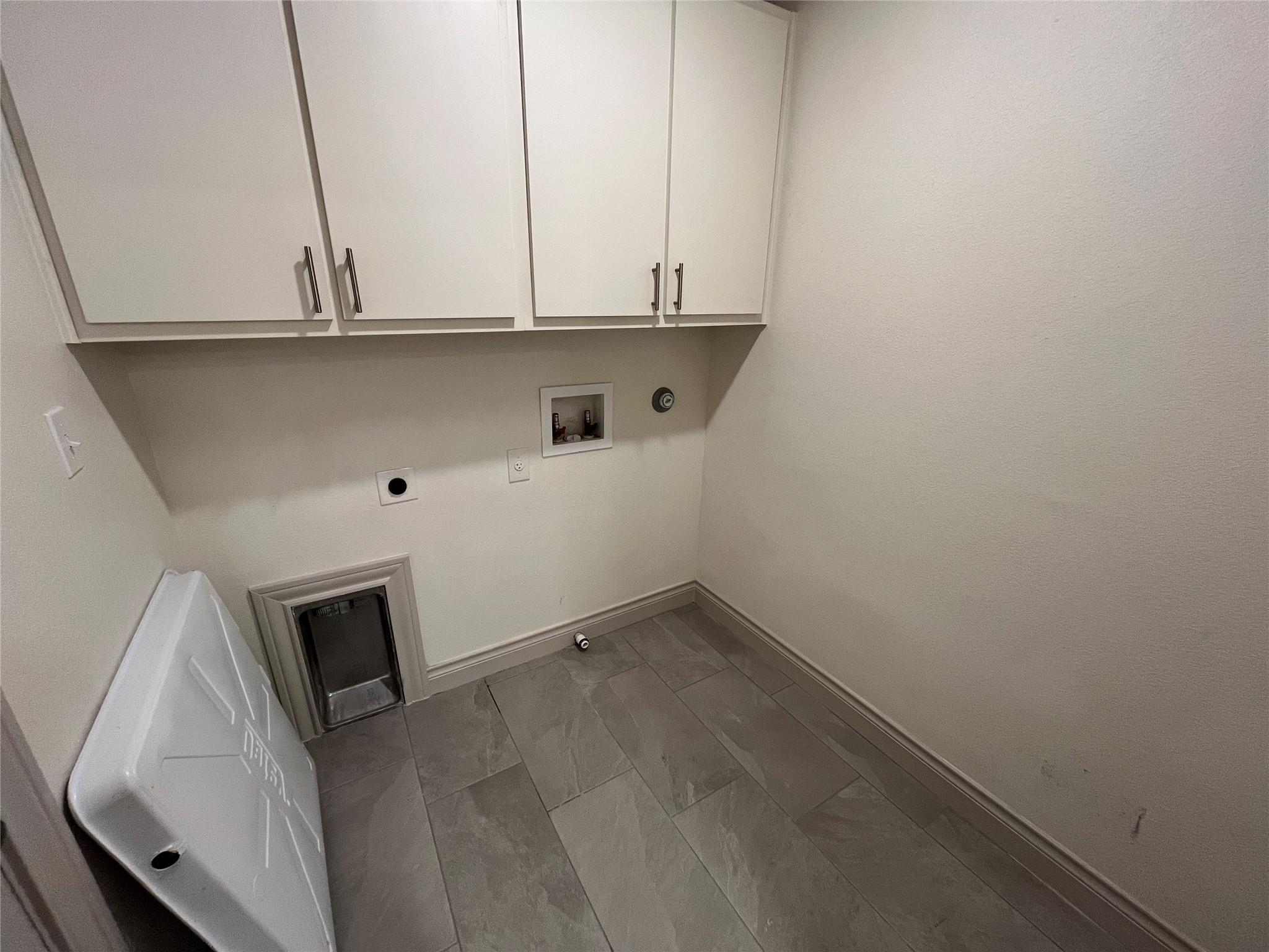 2105 Tiger Trl # 502, Round Rock, TX 78664