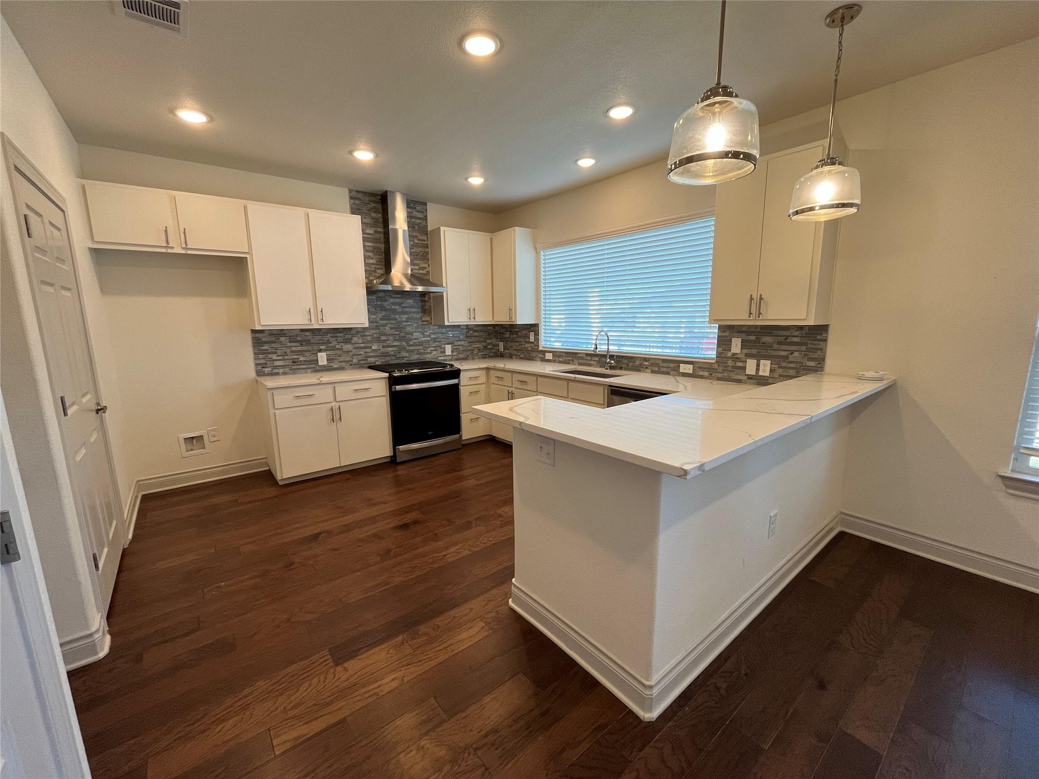 2105 Tiger Trl # 502, Round Rock, TX 78664