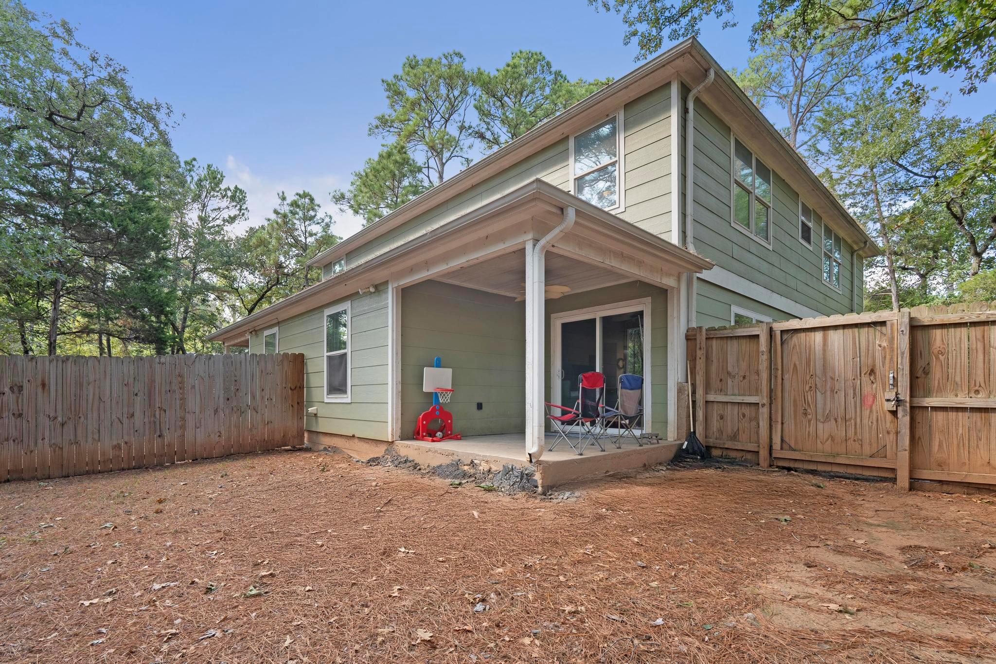 119 N Kanaio Dr # A, Bastrop, TX 78602