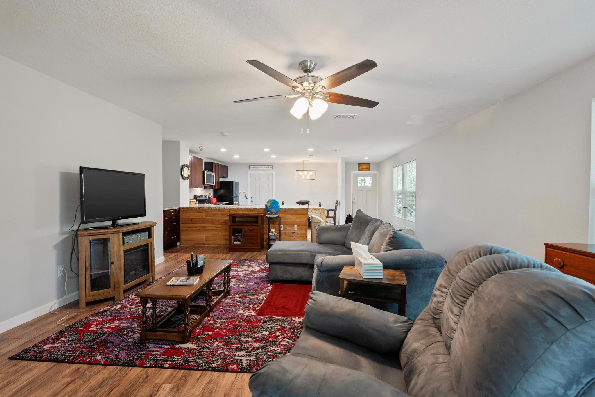 119 N Kanaio Dr # A, Bastrop, TX 78602