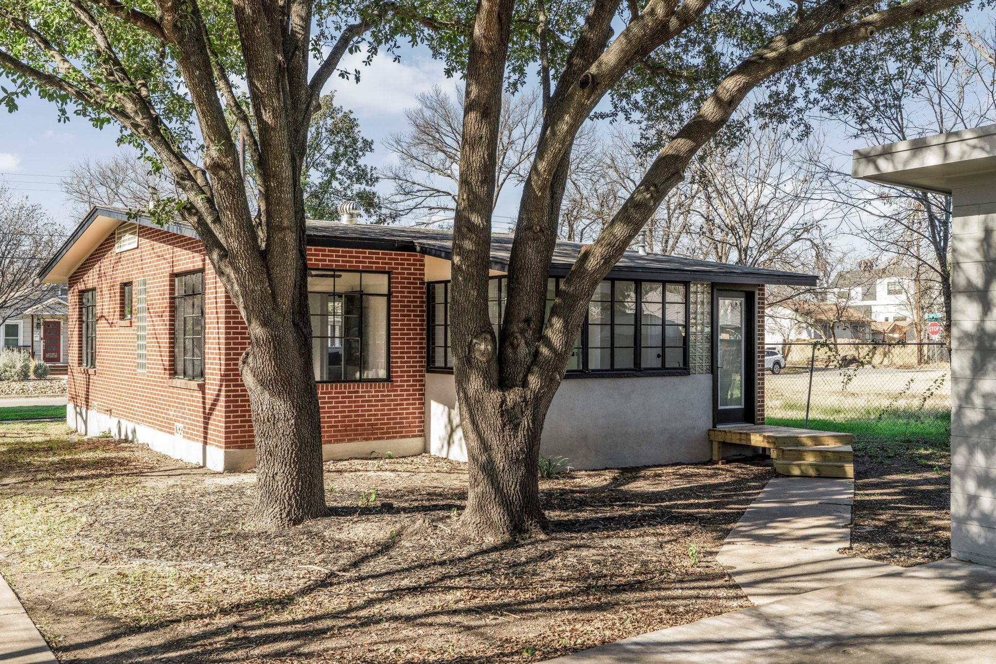 5611 Joe Sayers Ave, Austin, TX 78756