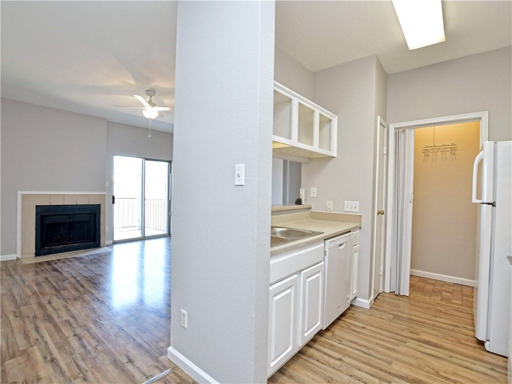 12166 Metric Blvd # 2015, Austin, TX 78758