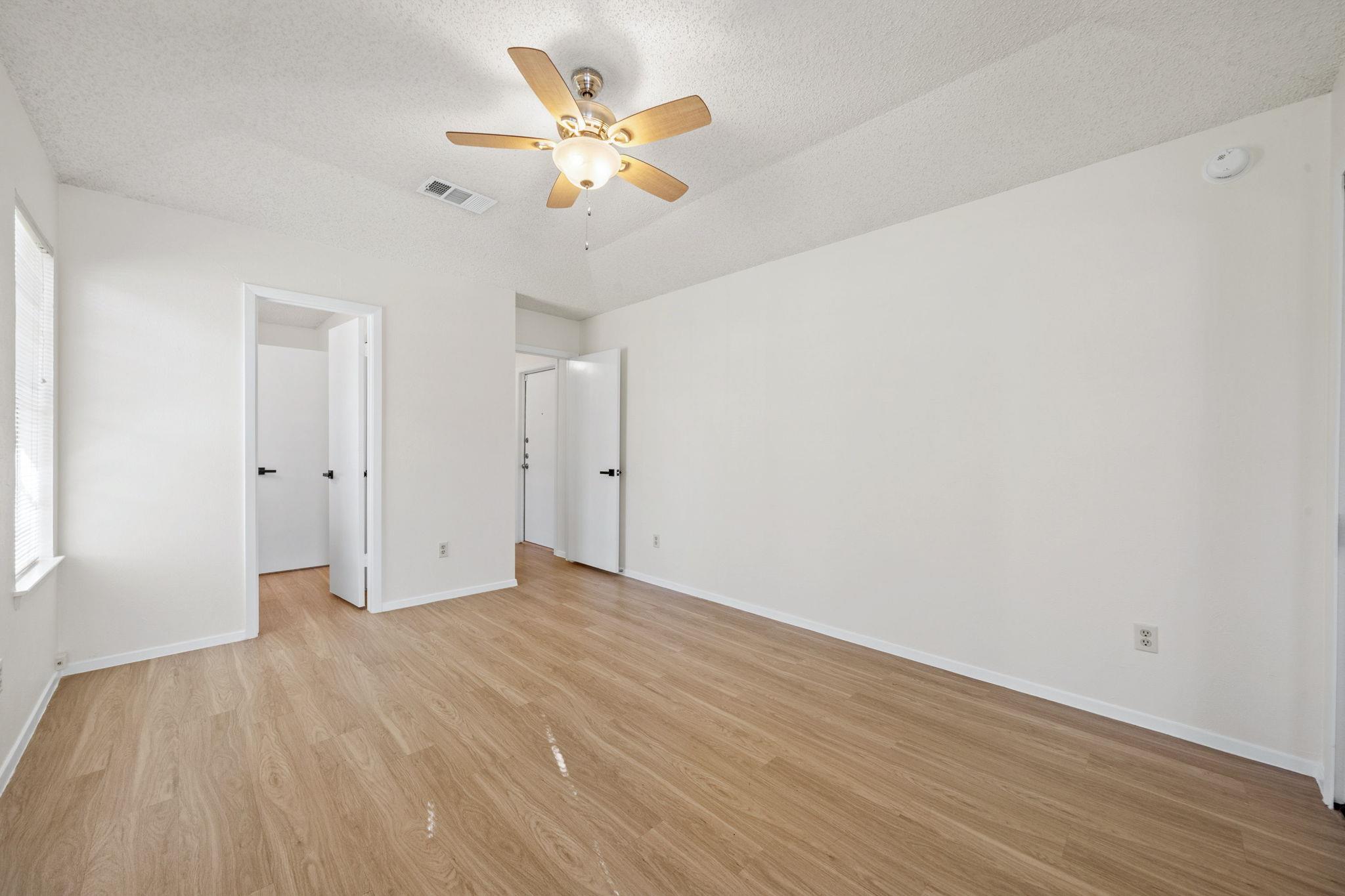 11604 Norwegian Wood Dr, Austin, TX 78758