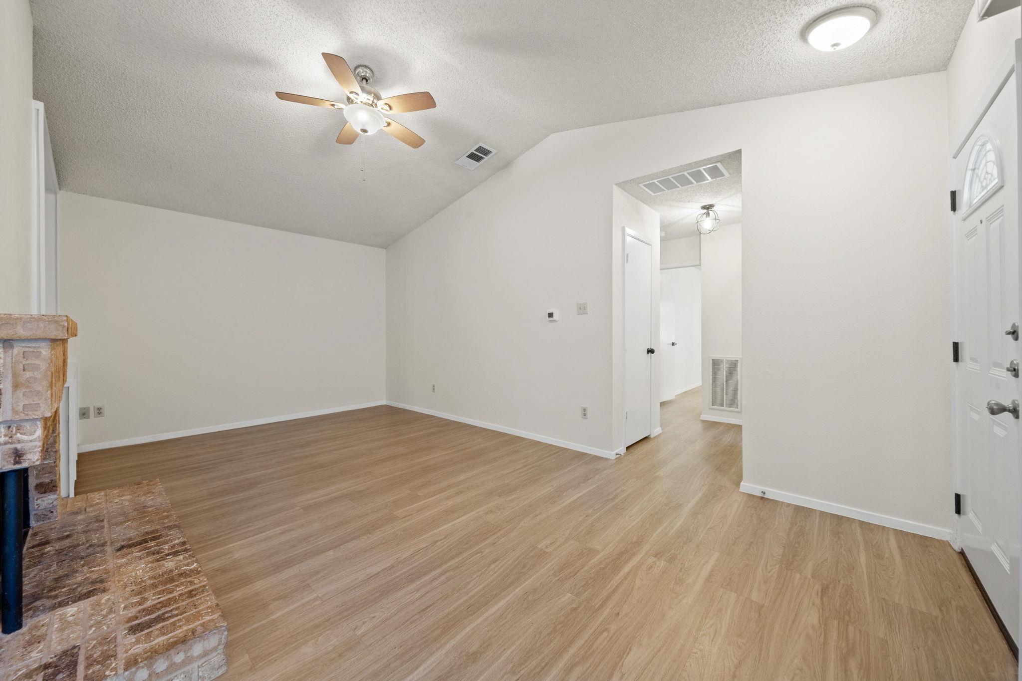 11604 Norwegian Wood Dr, Austin, TX 78758