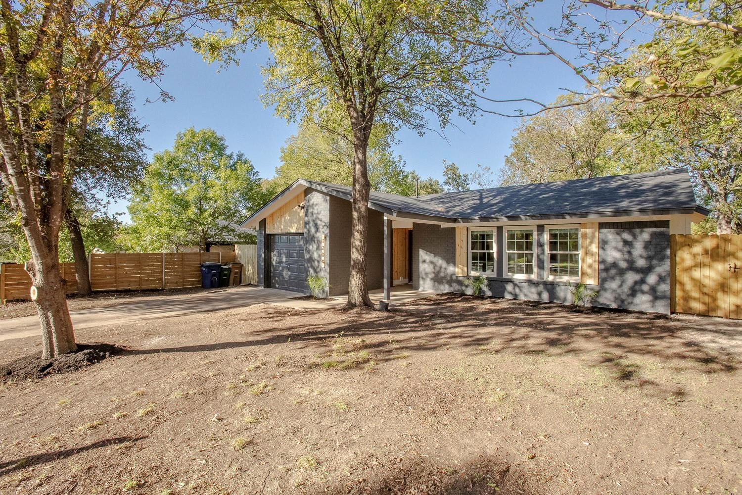 1204 Dunstan Dr, Austin, TX 78745