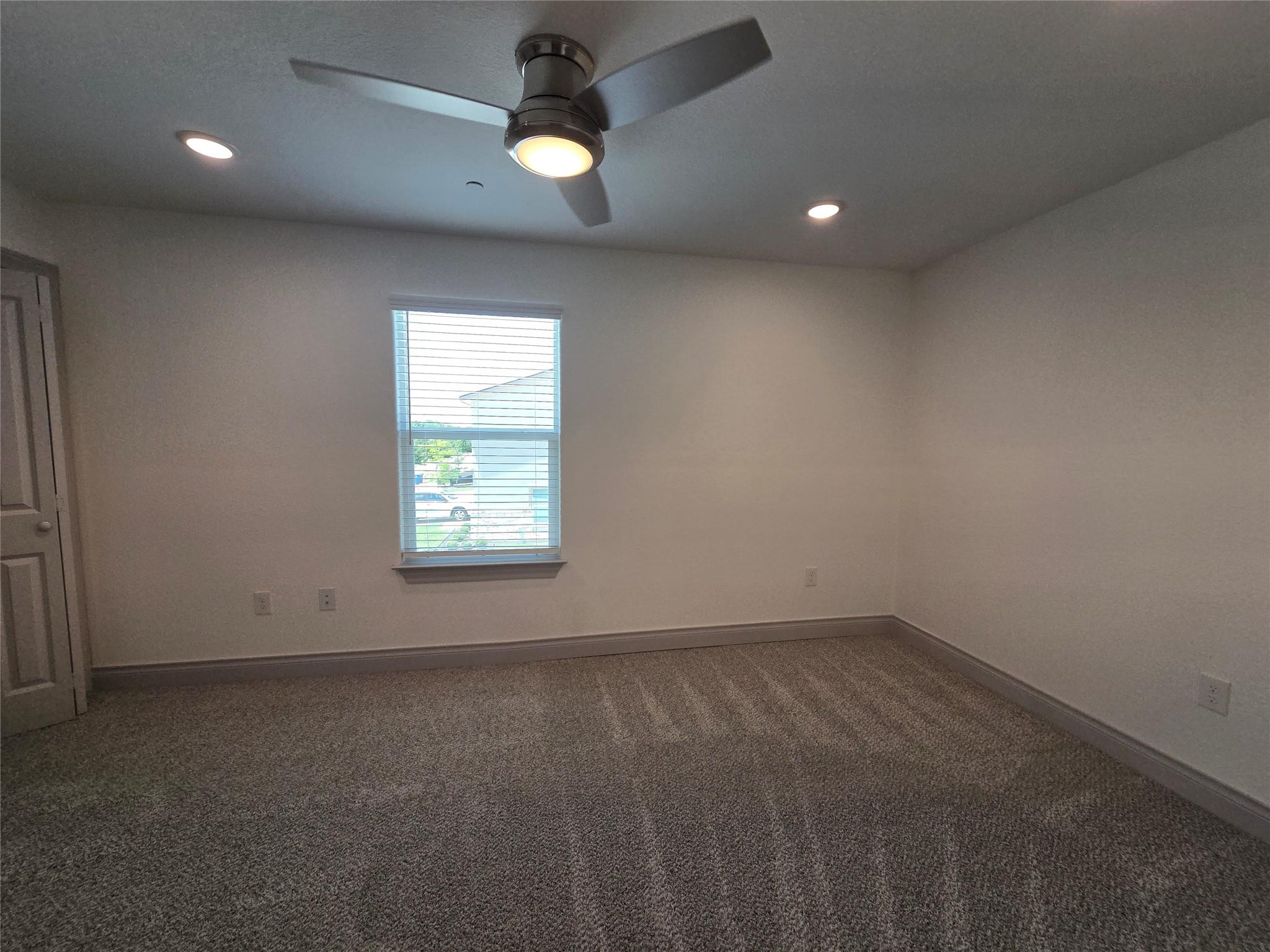 2105 Tiger Trl # 702, Round Rock, TX 78664