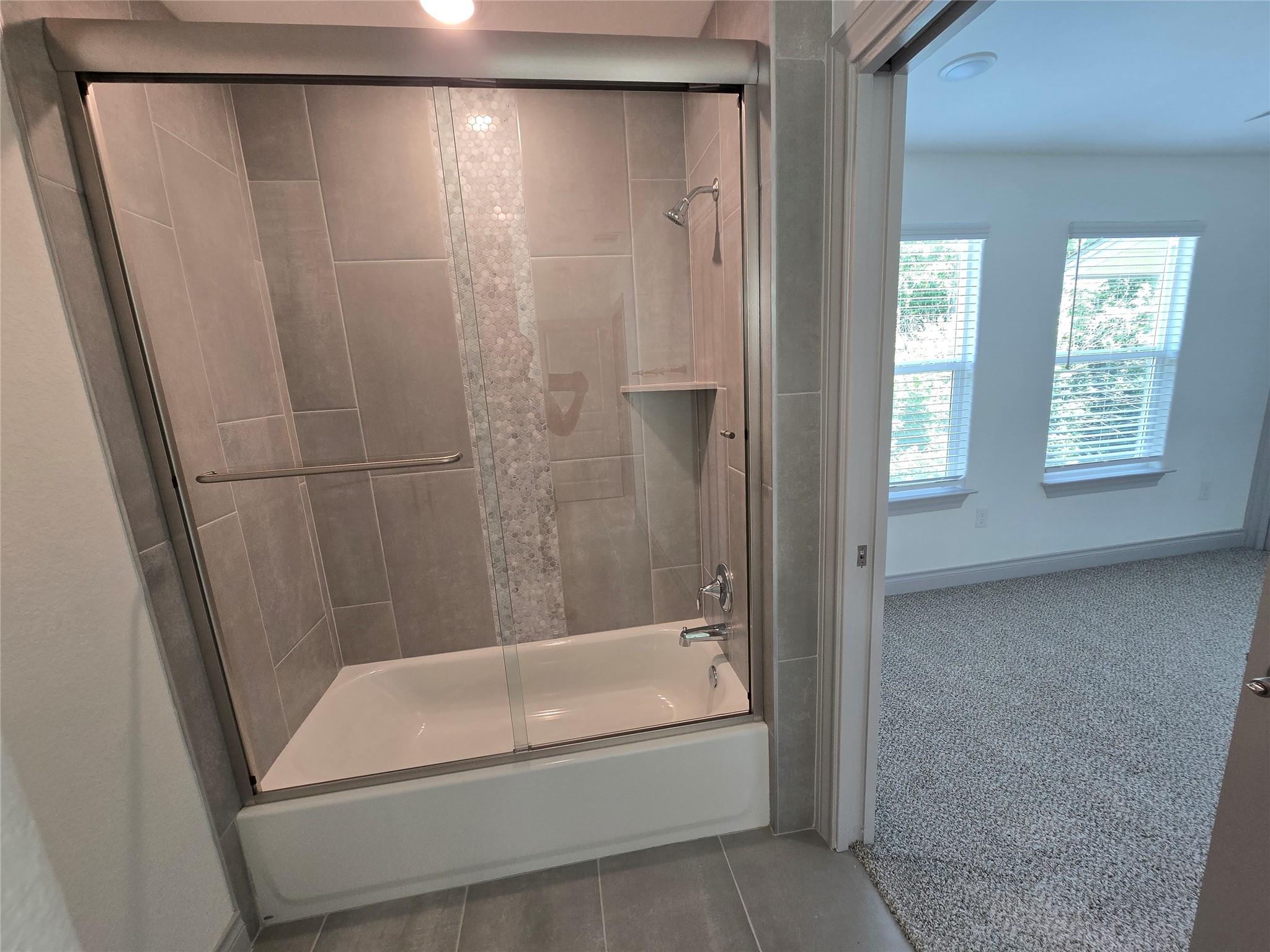 2105 Tiger Trl # 702, Round Rock, TX 78664