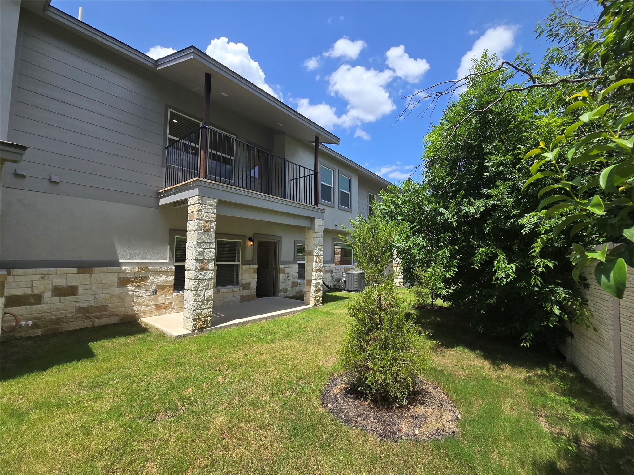 2105 Tiger Trl # 702, Round Rock, TX 78664