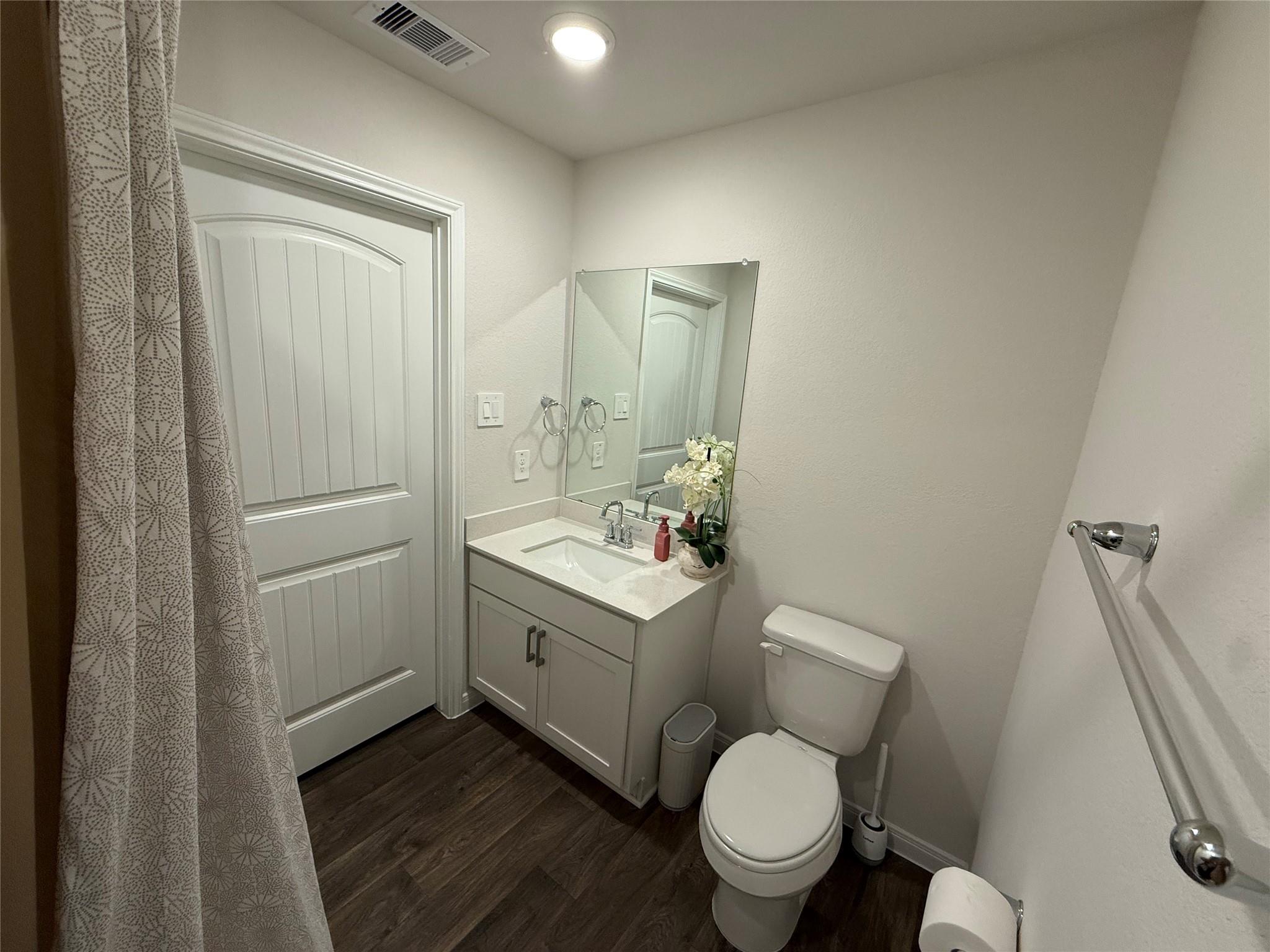 300 Belmont Pl, Lockhart, TX 78644