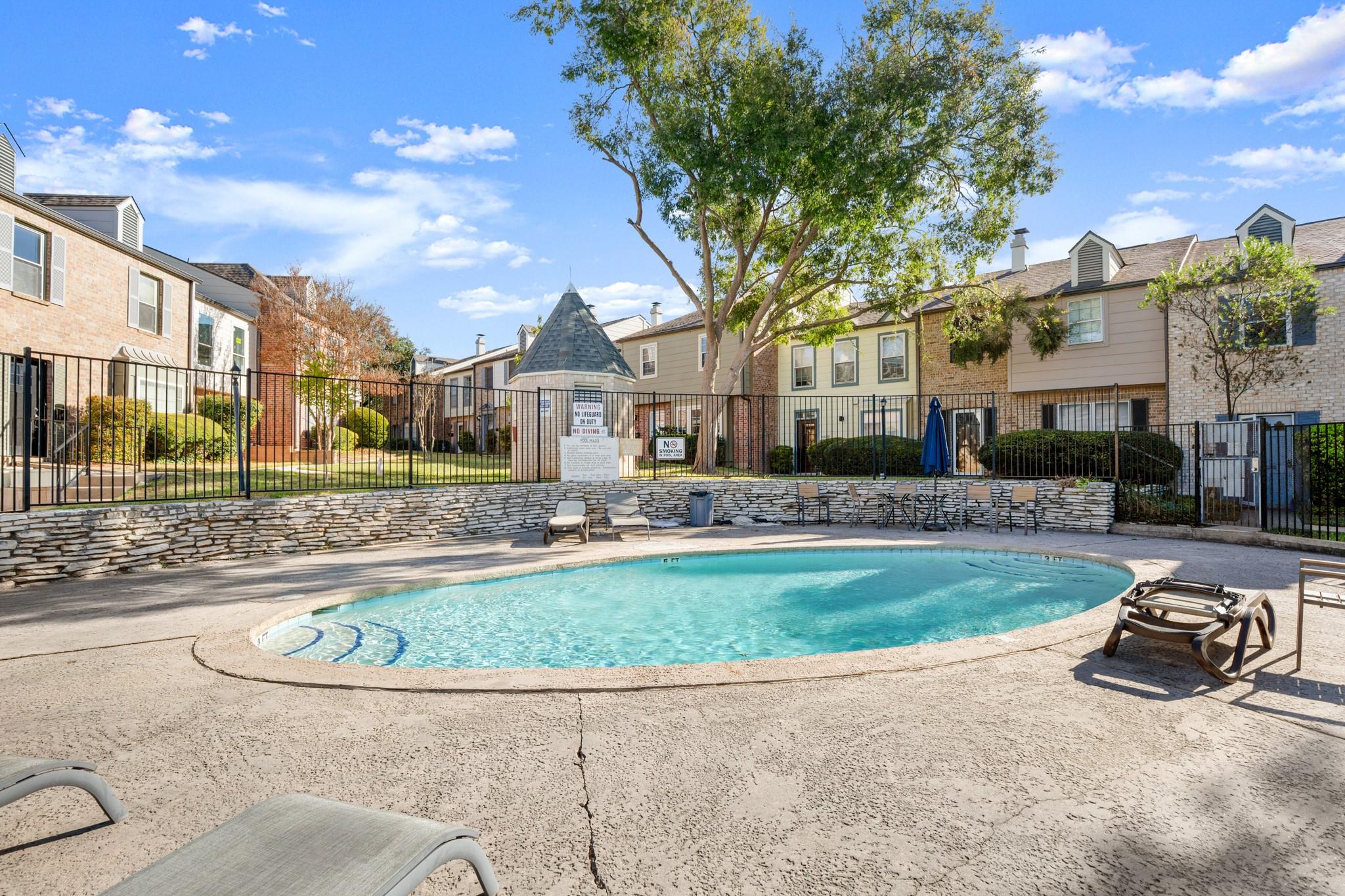 6631 Valleyside Rd, Austin, TX 78731