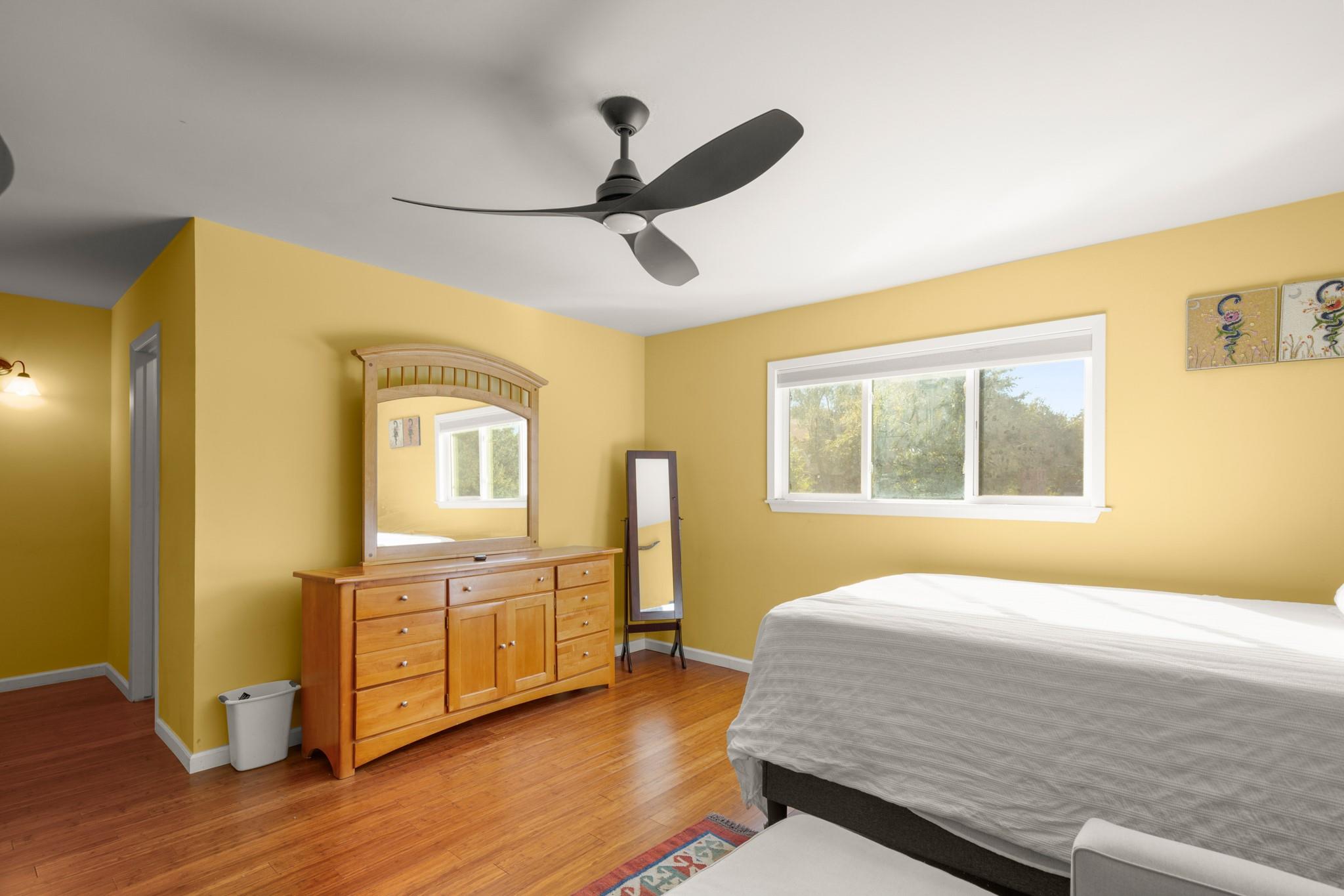 6631 Valleyside Rd, Austin, TX 78731