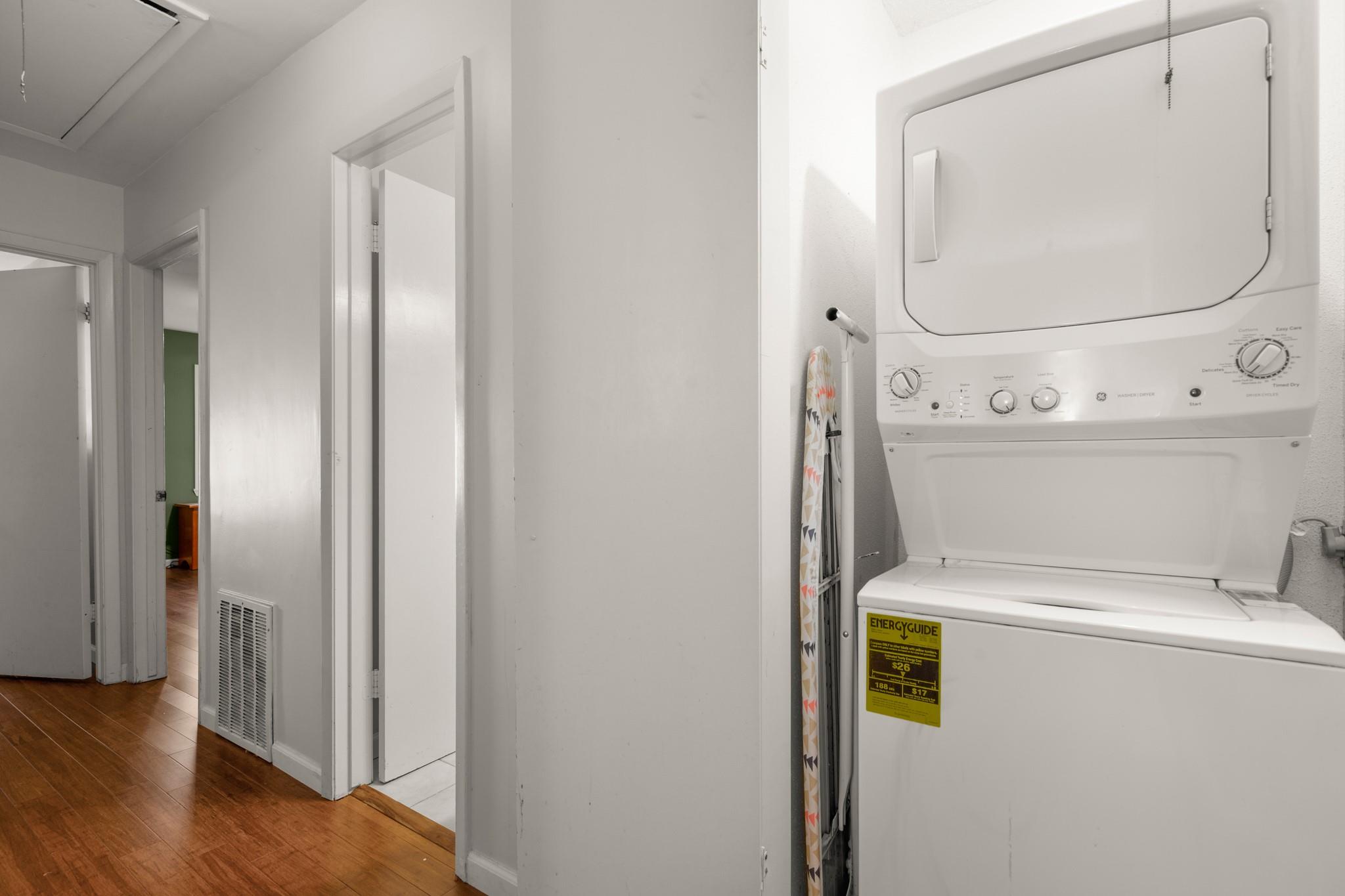 6631 Valleyside Rd, Austin, TX 78731