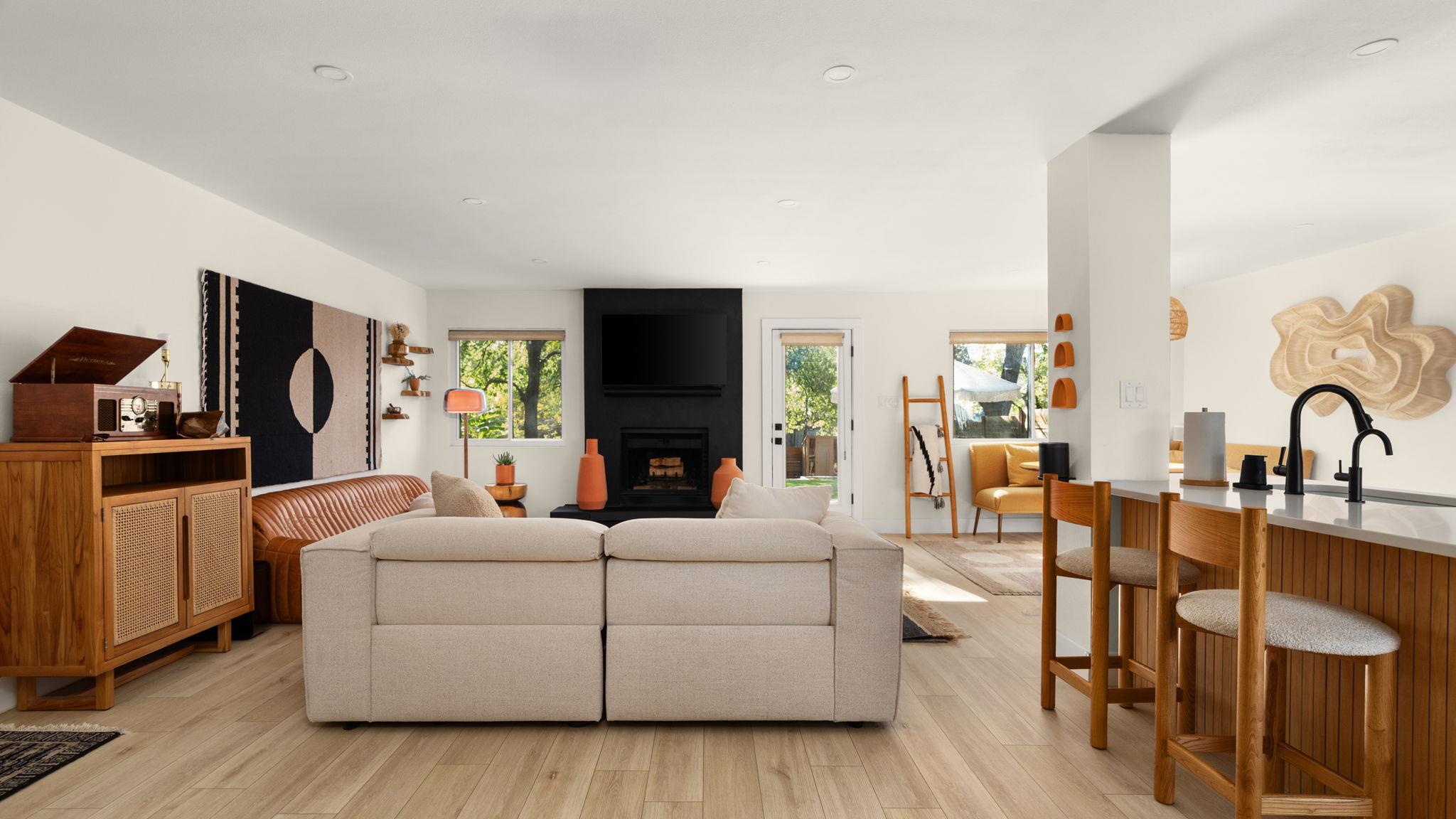 2409 Shiloh Dr, Austin, TX 78745