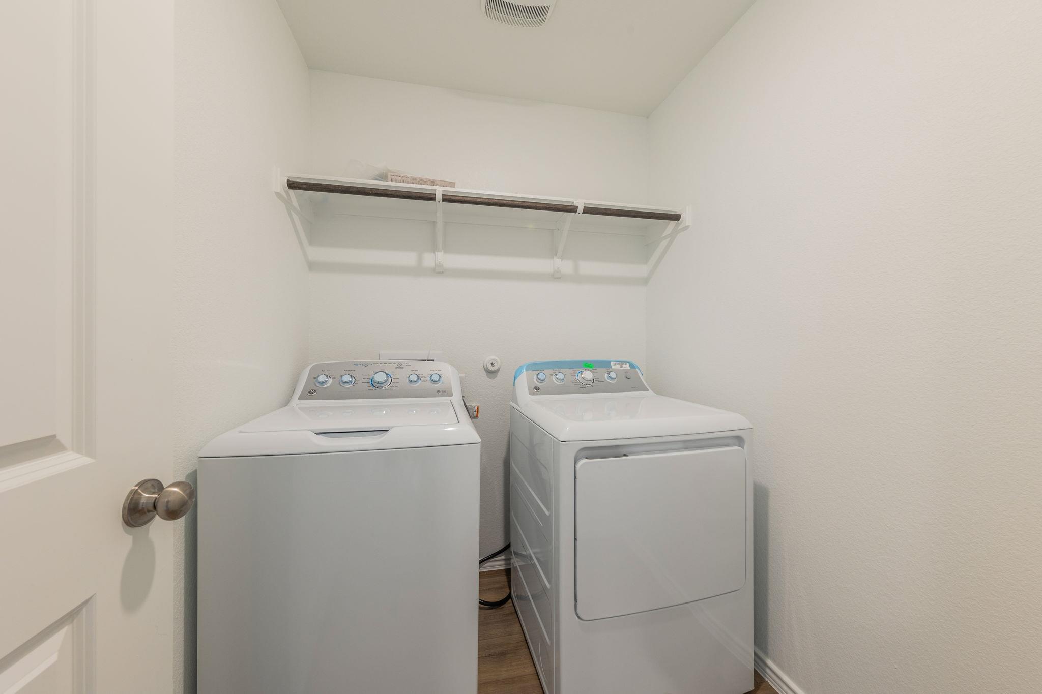 602 Waterway Ave, Hutto, TX 78634