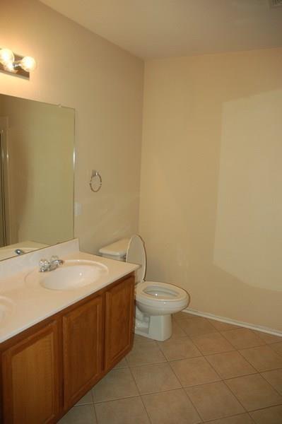 222 Mossy Rock Dr, Hutto, TX 78634