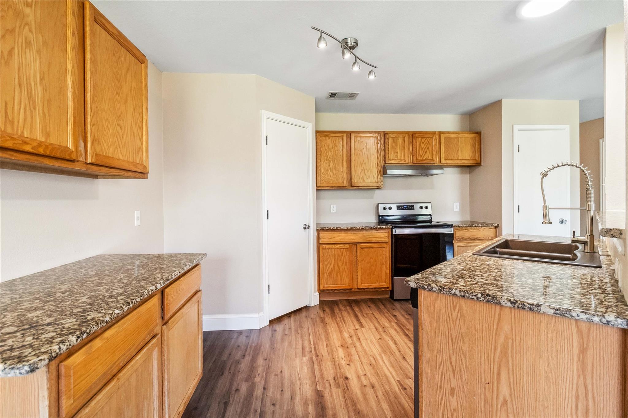 804 Lavaca Loop, Elgin, TX 78621