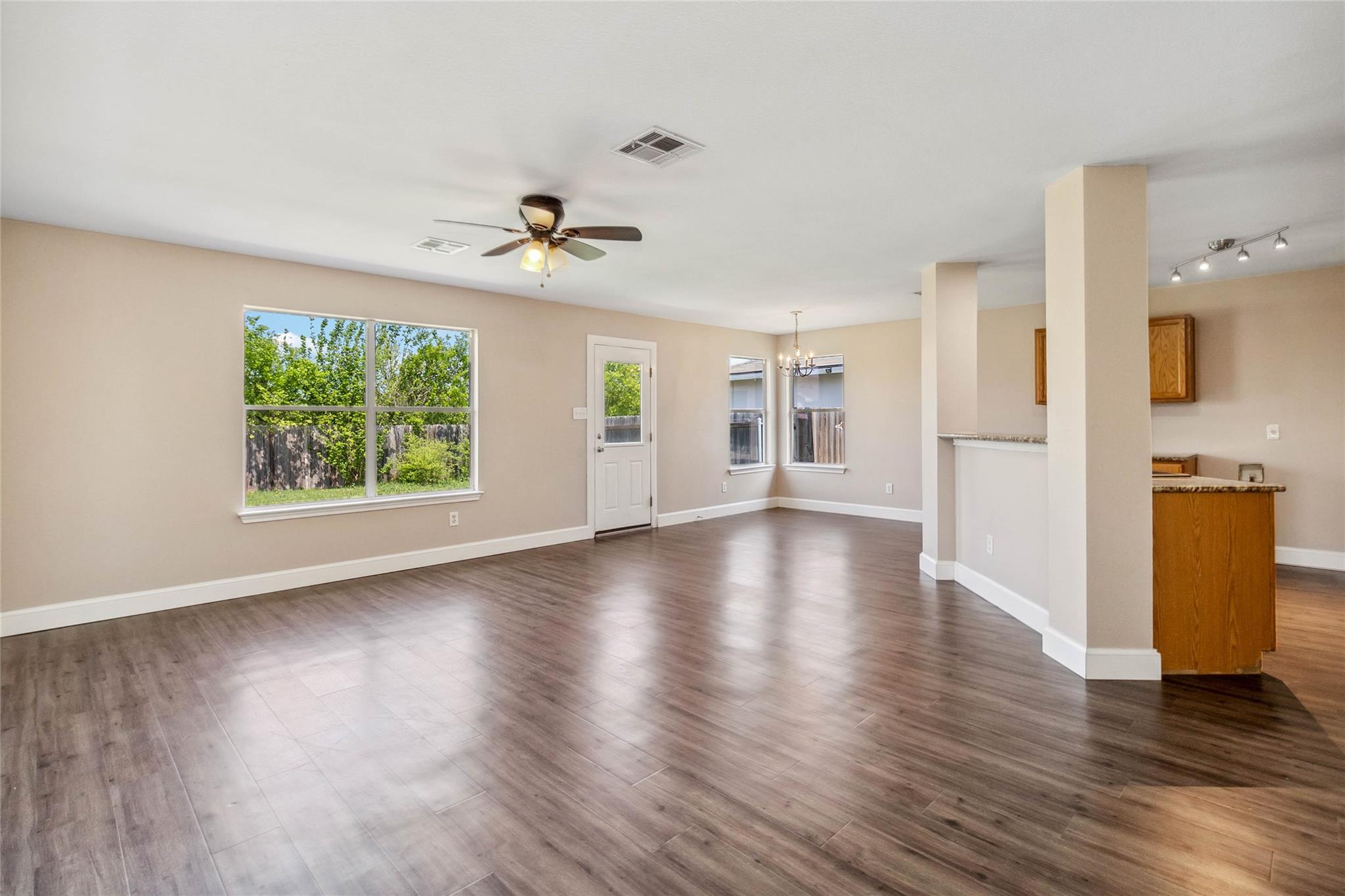 804 Lavaca Loop, Elgin, TX 78621