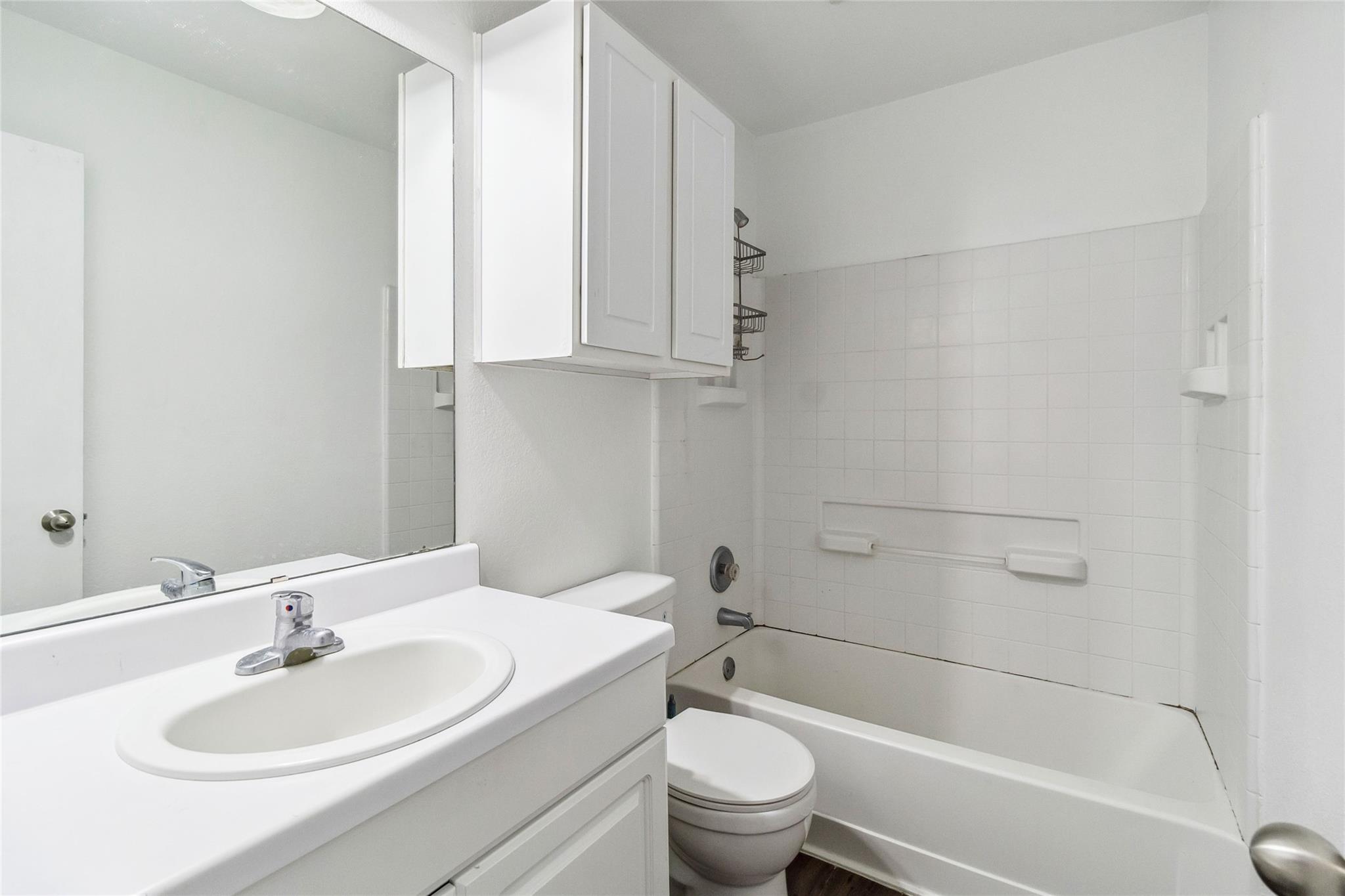 804 Lavaca Loop, Elgin, TX 78621