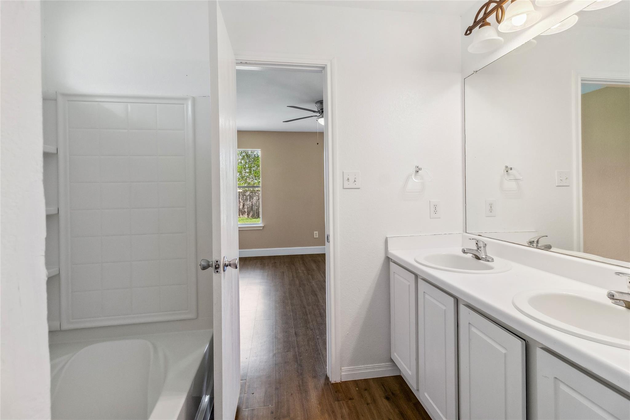 804 Lavaca Loop, Elgin, TX 78621