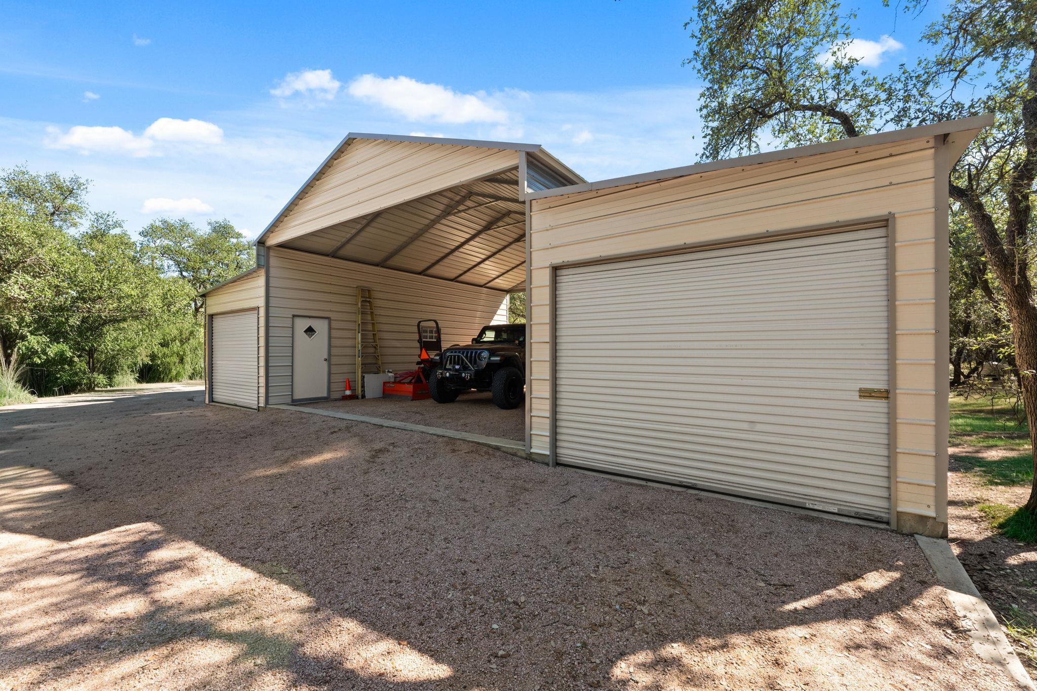 1820 Envoy Pl, Spicewood, TX 78669