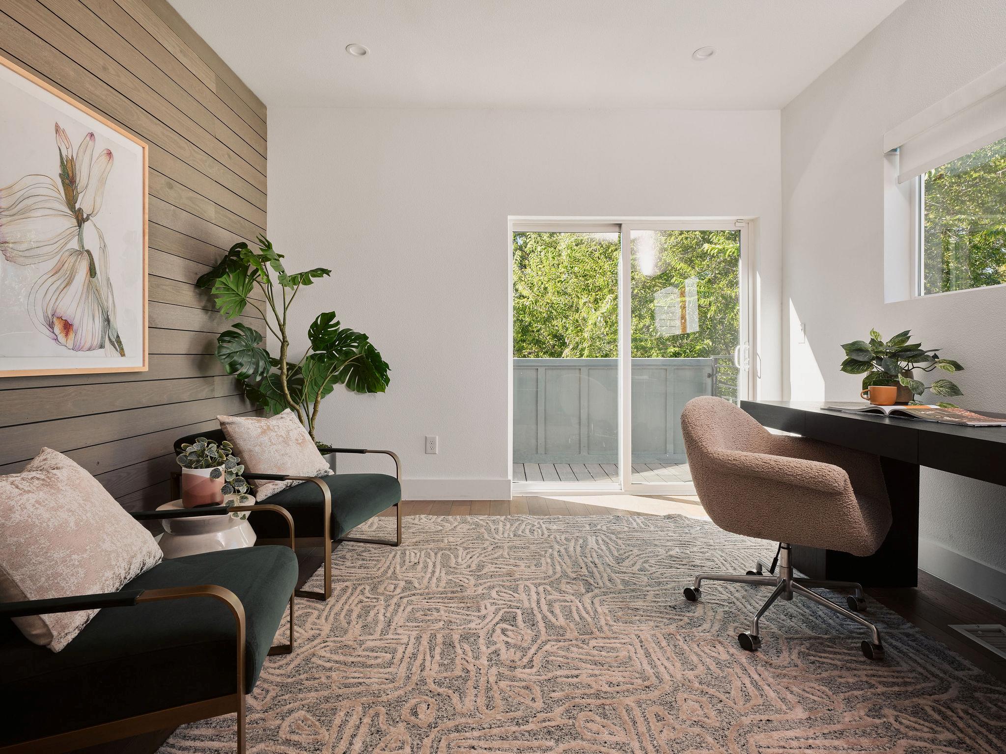 2806 Lyons Rd # 1, Austin, TX 78702