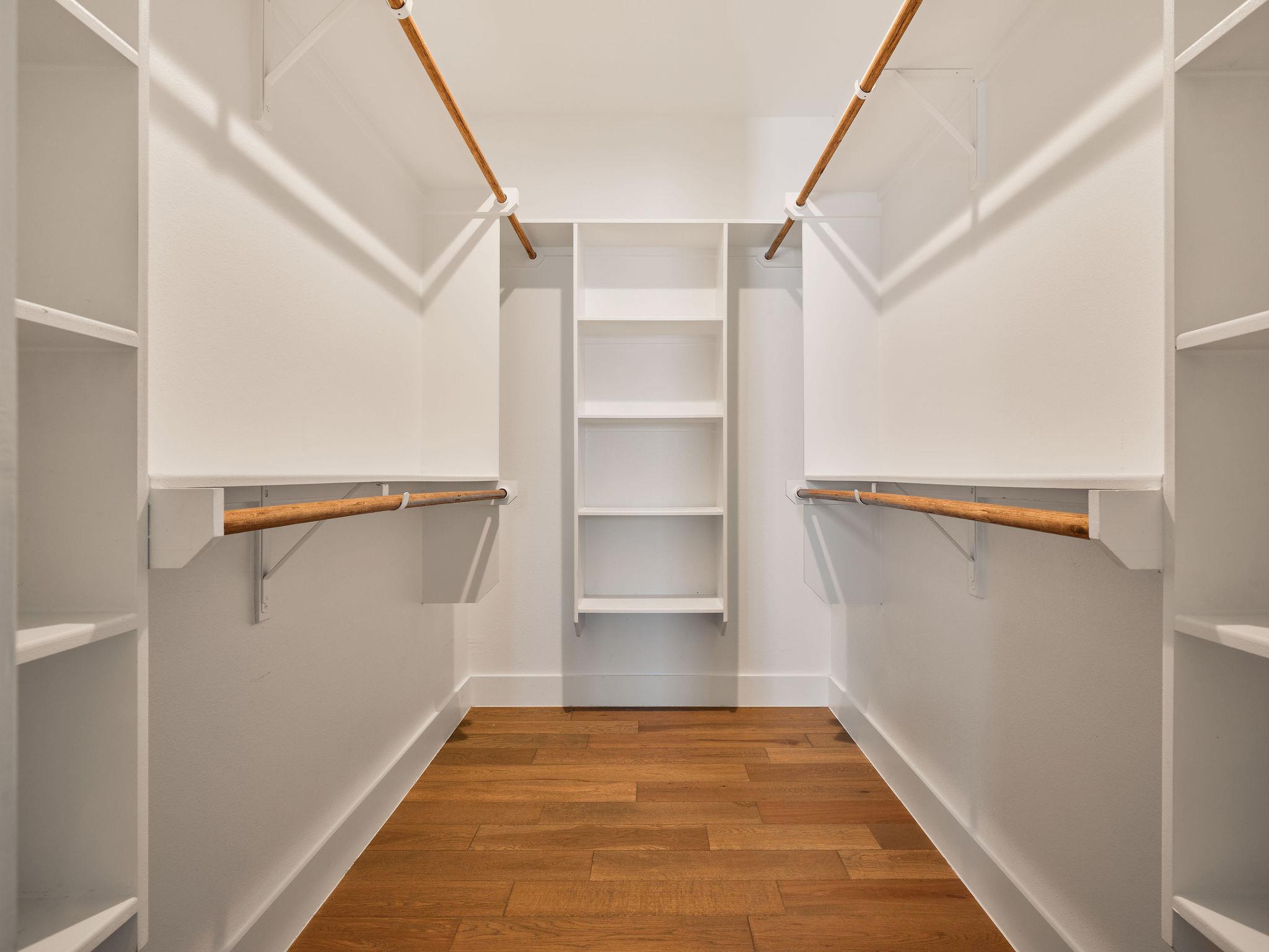 2806 Lyons Rd # 1, Austin, TX 78702