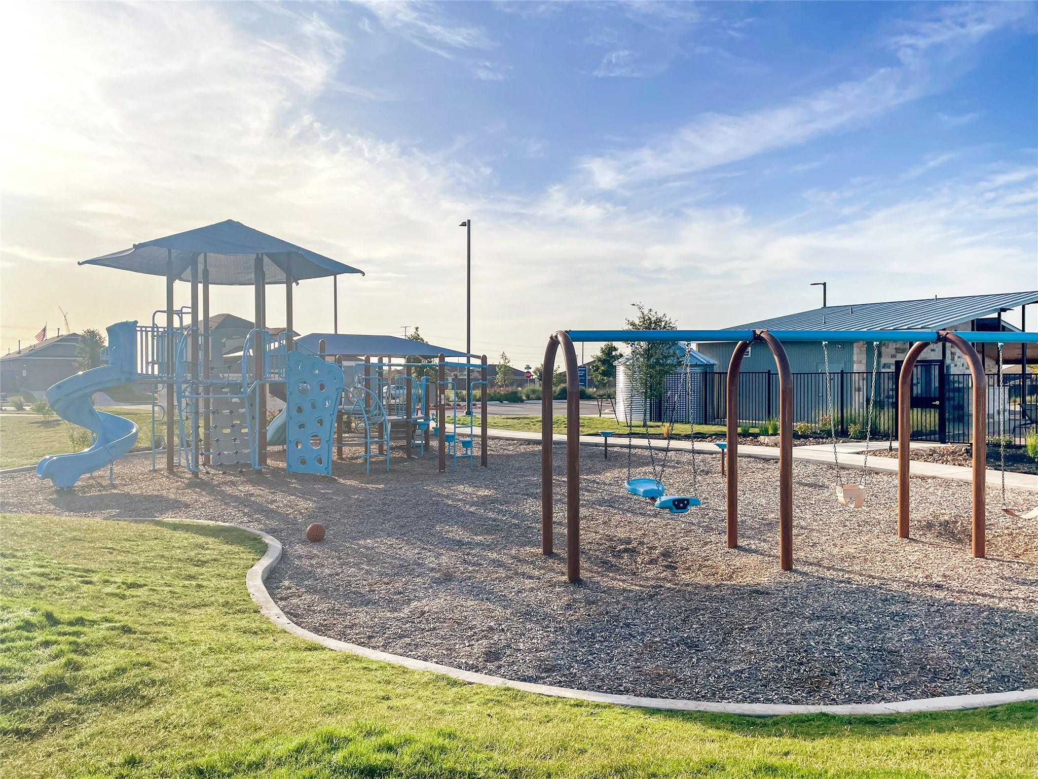 126 Allegro Dr, Hutto, TX 78634