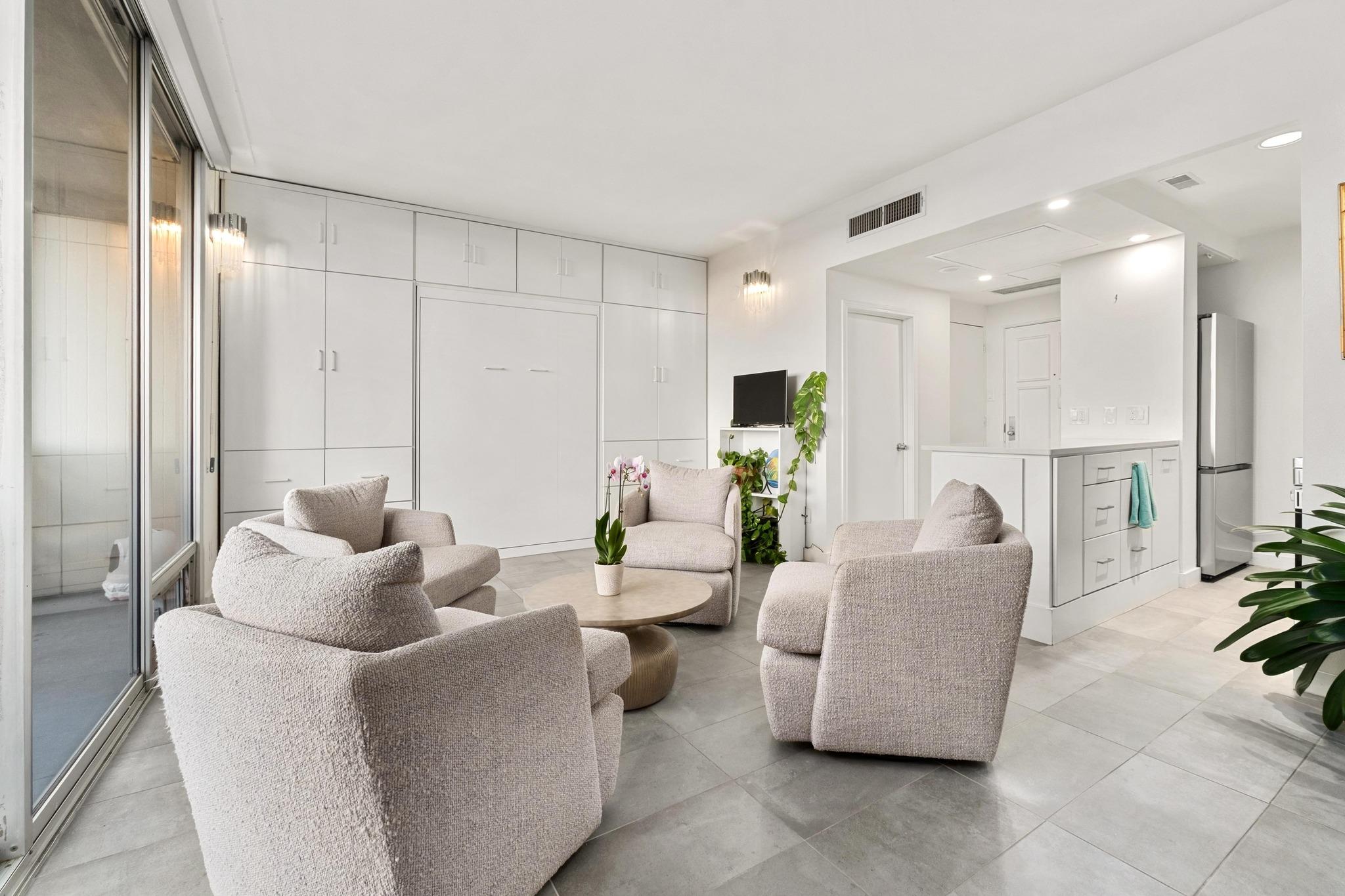 1801 Lavaca St # 7B, Austin, TX 78701