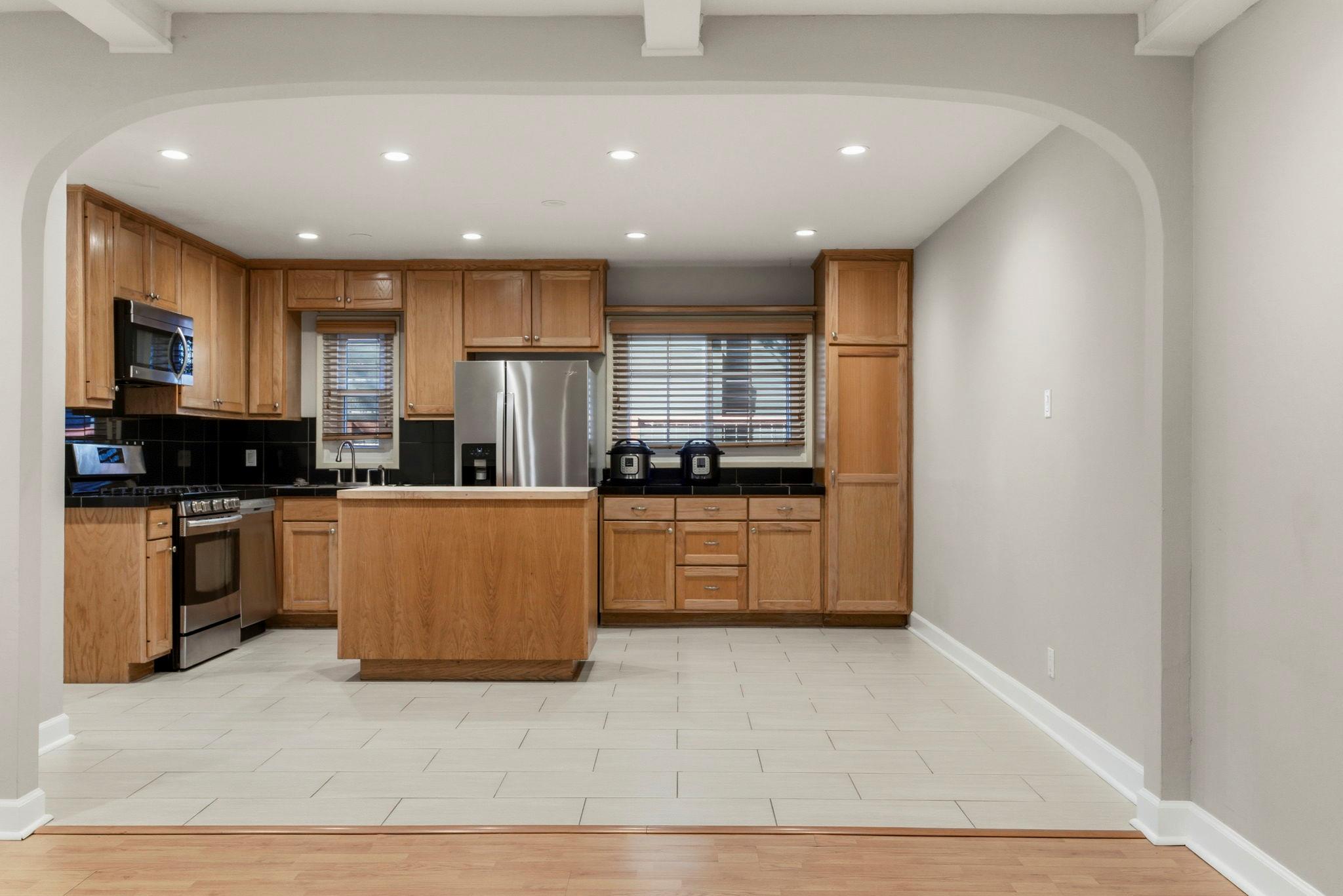 1504 W 39th 1/2 St, Austin, TX 78756