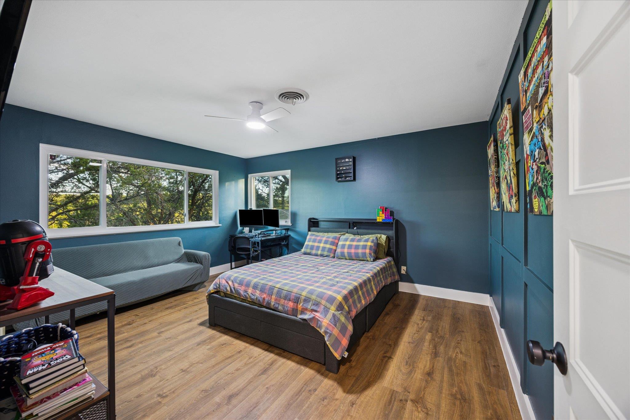 6407 Lynn Ln, Lago Vista, TX 78645