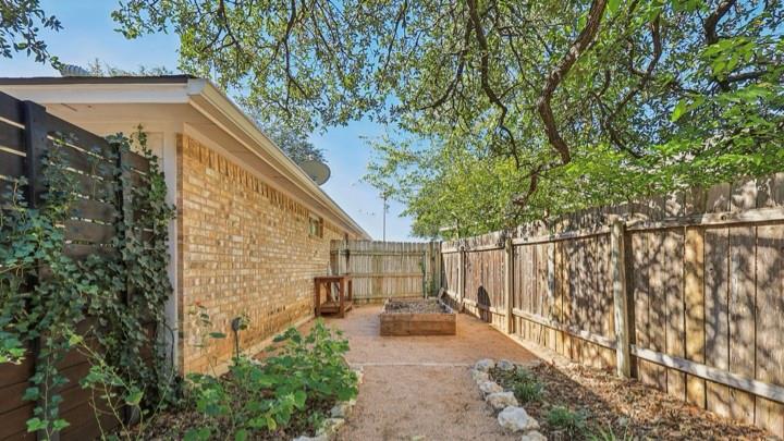 611 Blue Oak Cir, Cedar Park, TX 78613