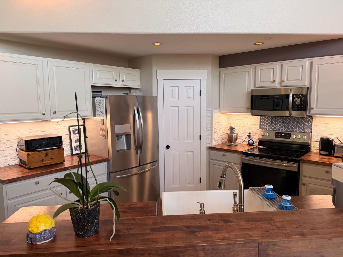 2413 Crazyhorse Pass, Austin, TX 78734