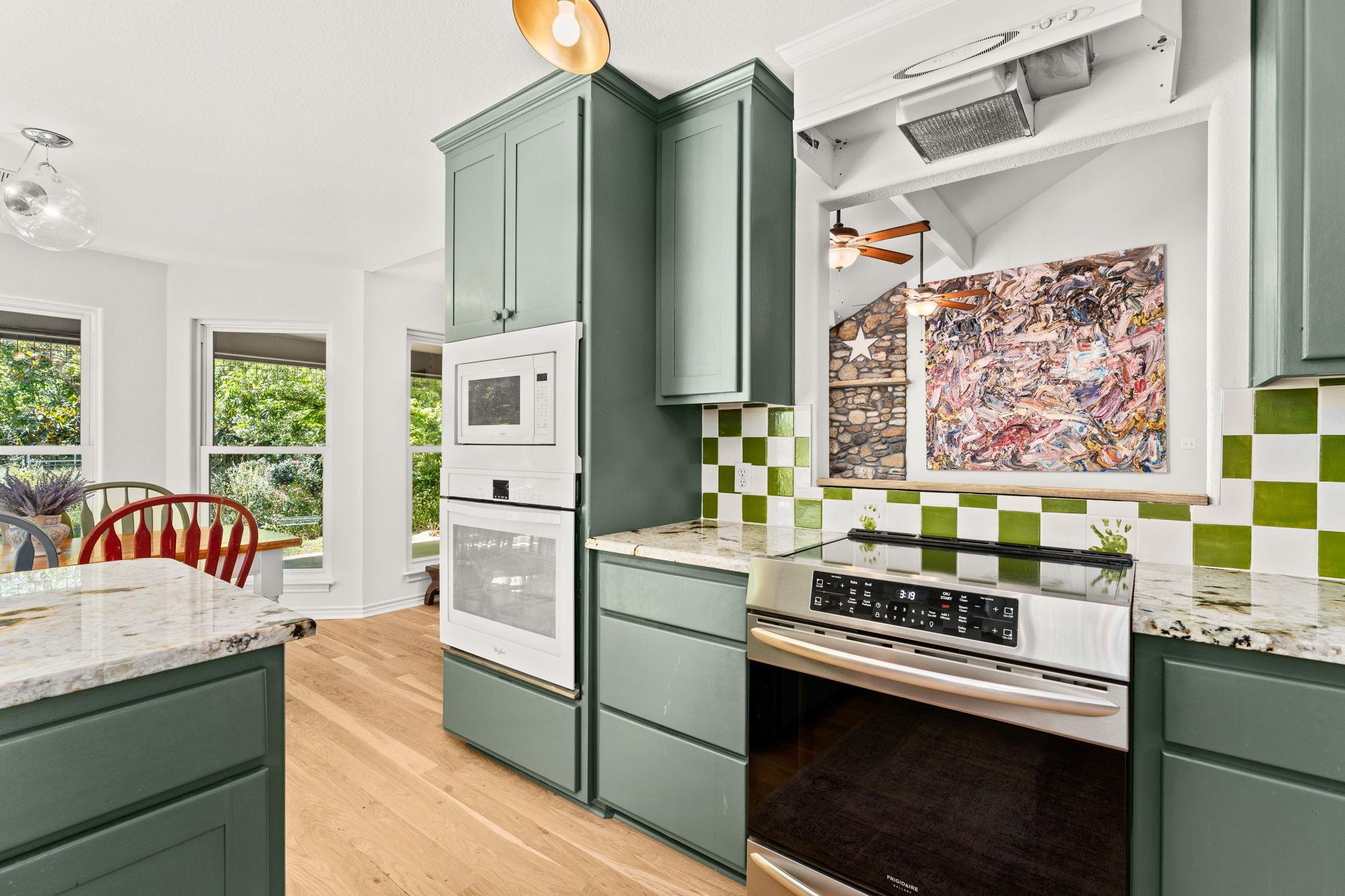 800 Spur 191, Spicewood, TX 78669