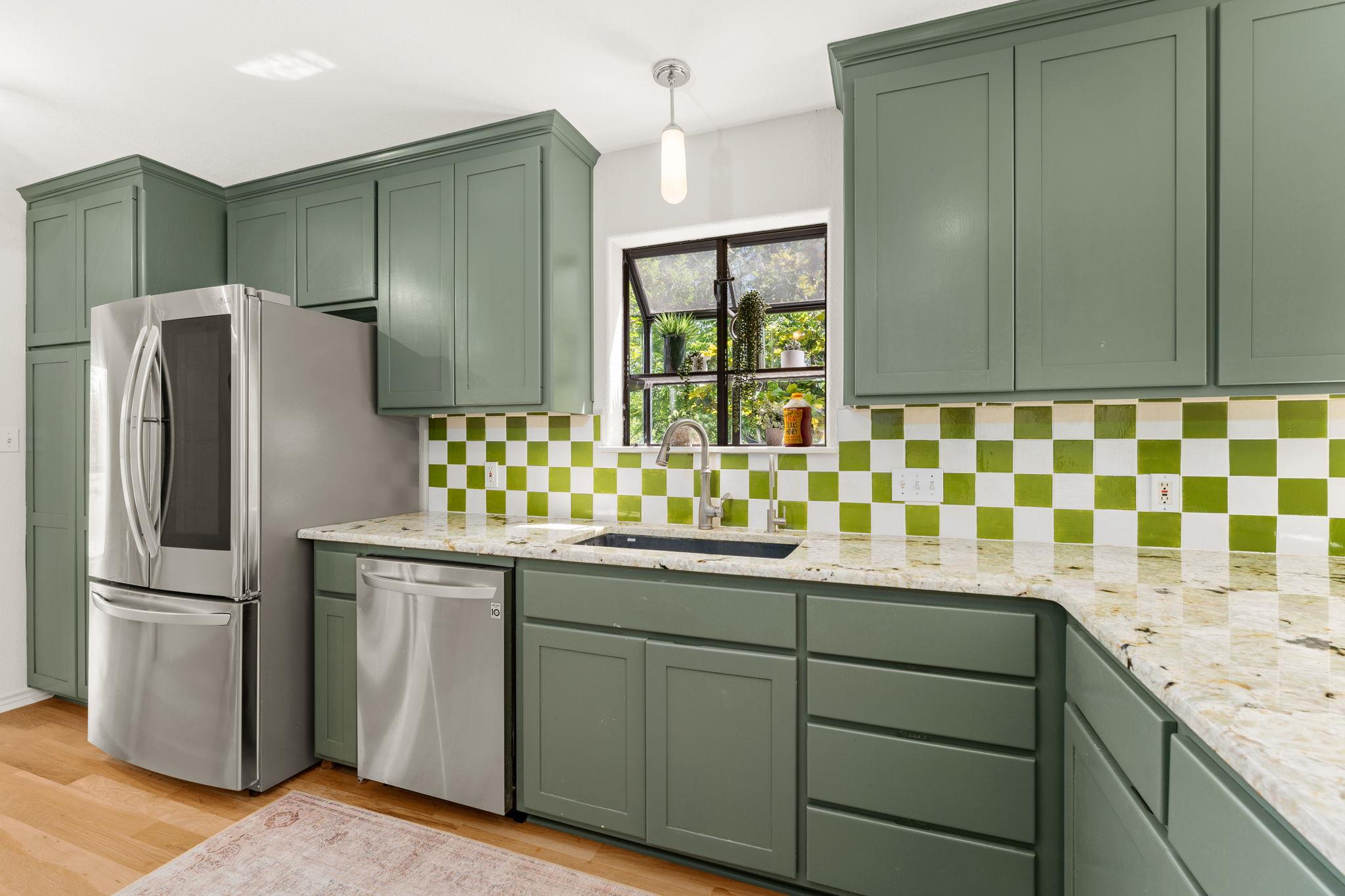 800 Spur 191, Spicewood, TX 78669