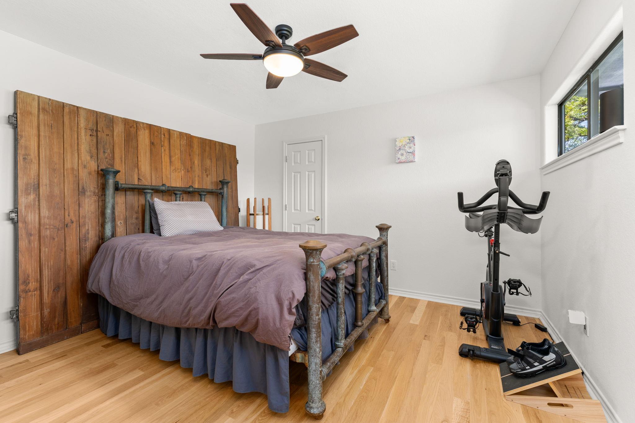 800 Spur 191, Spicewood, TX 78669