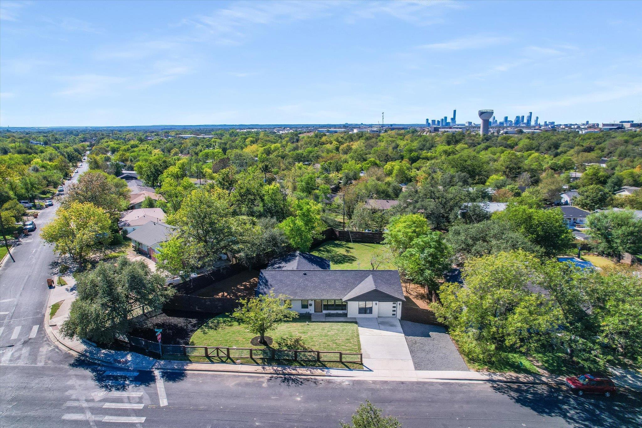 2401 Rogge Ln, Austin, TX 78723