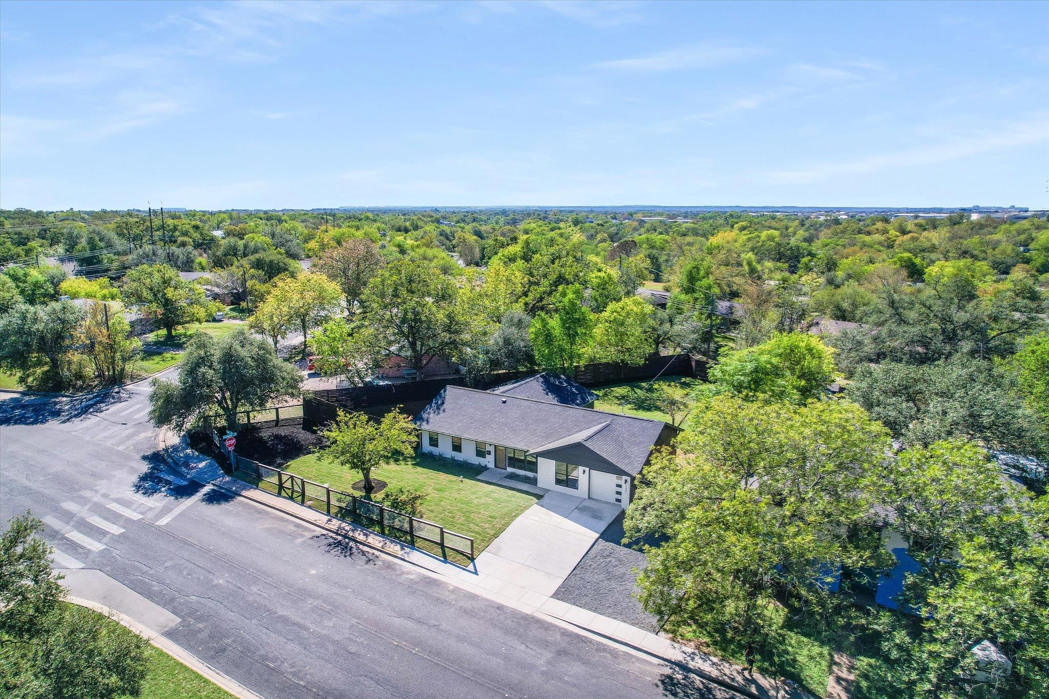 2401 Rogge Ln, Austin, TX 78723