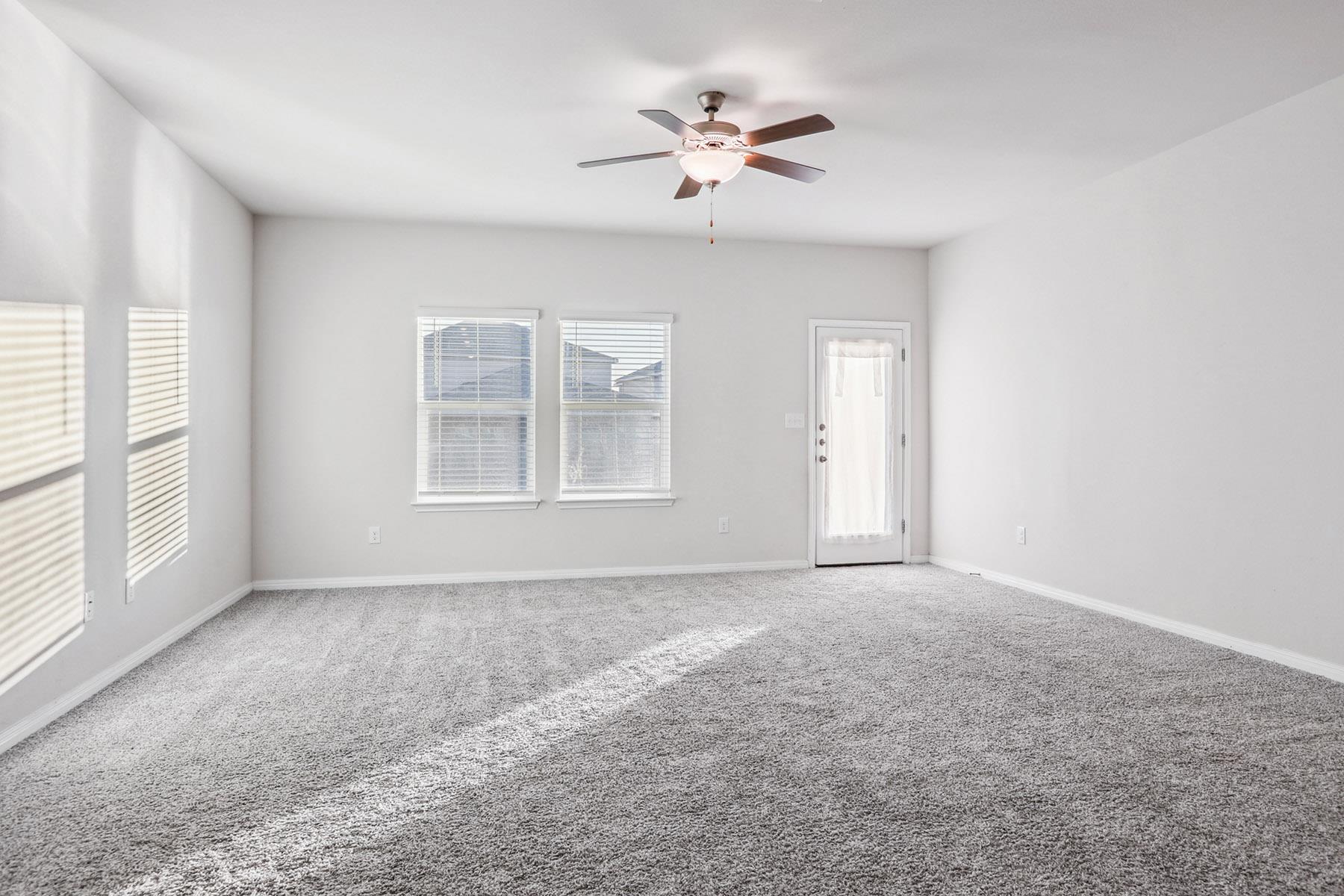 14317 Heartland Dr, Manor, TX 78653