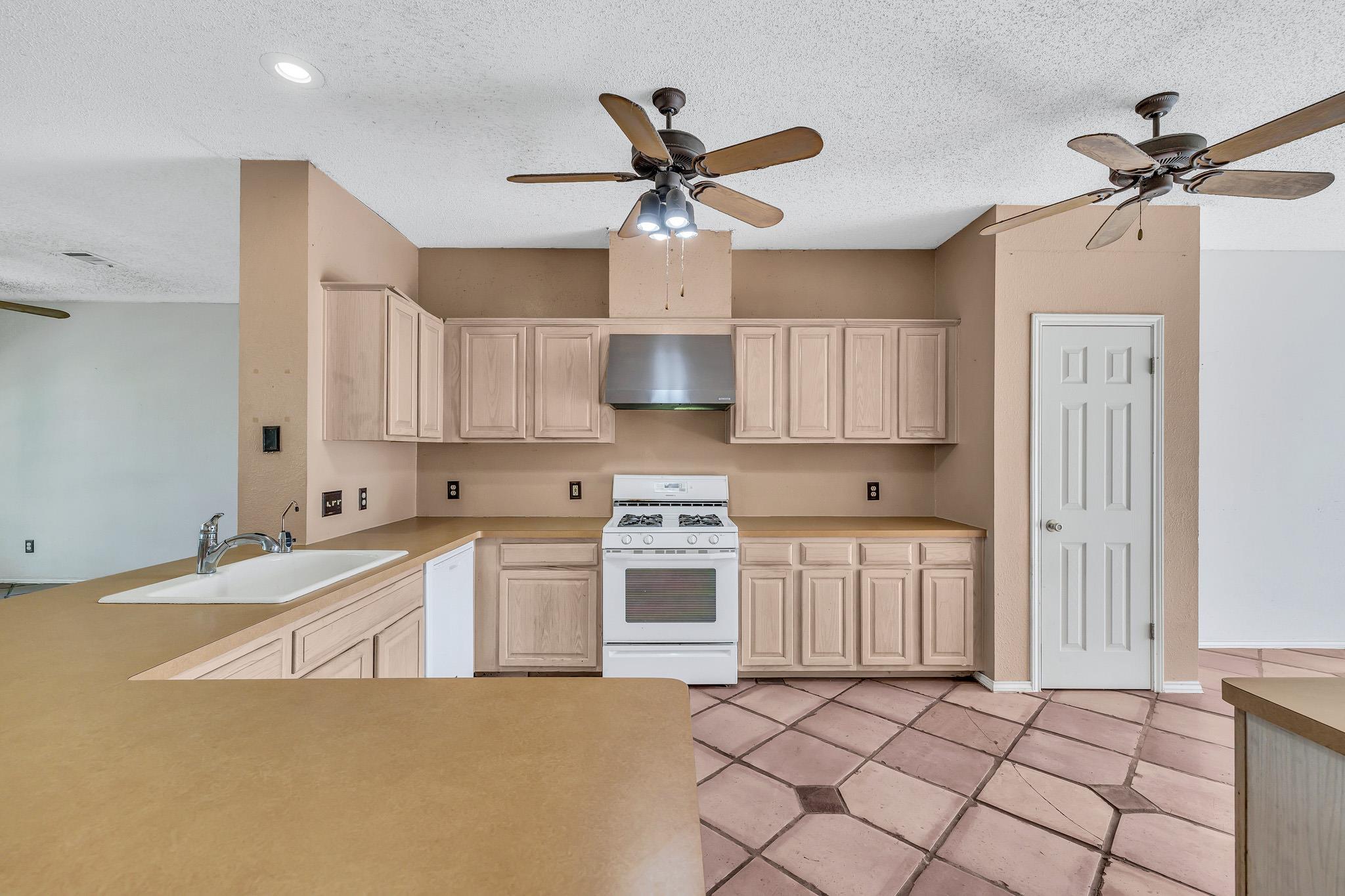 1516 Natural Bridge Ln, Pflugerville, TX 78660