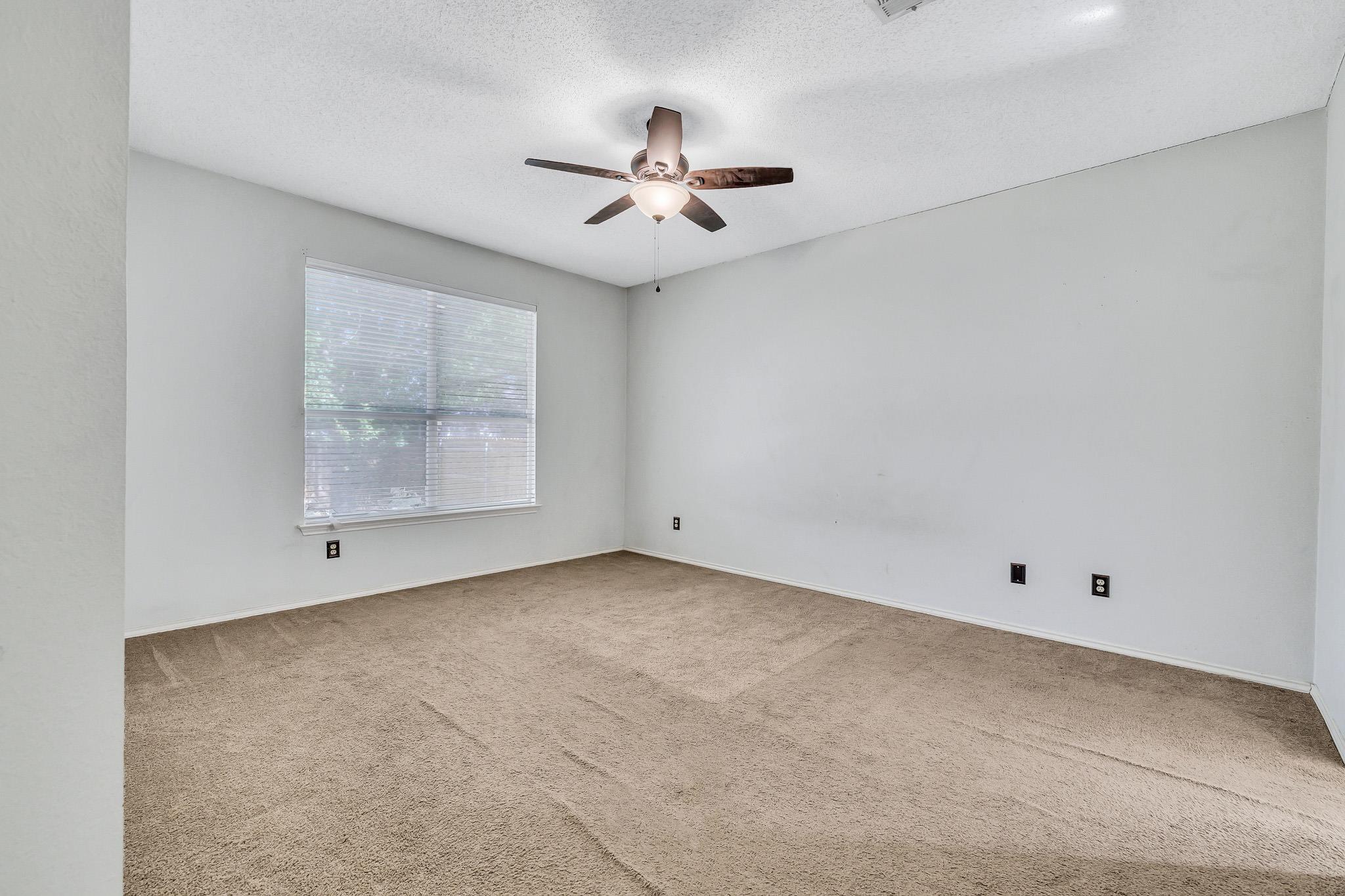 1516 Natural Bridge Ln, Pflugerville, TX 78660