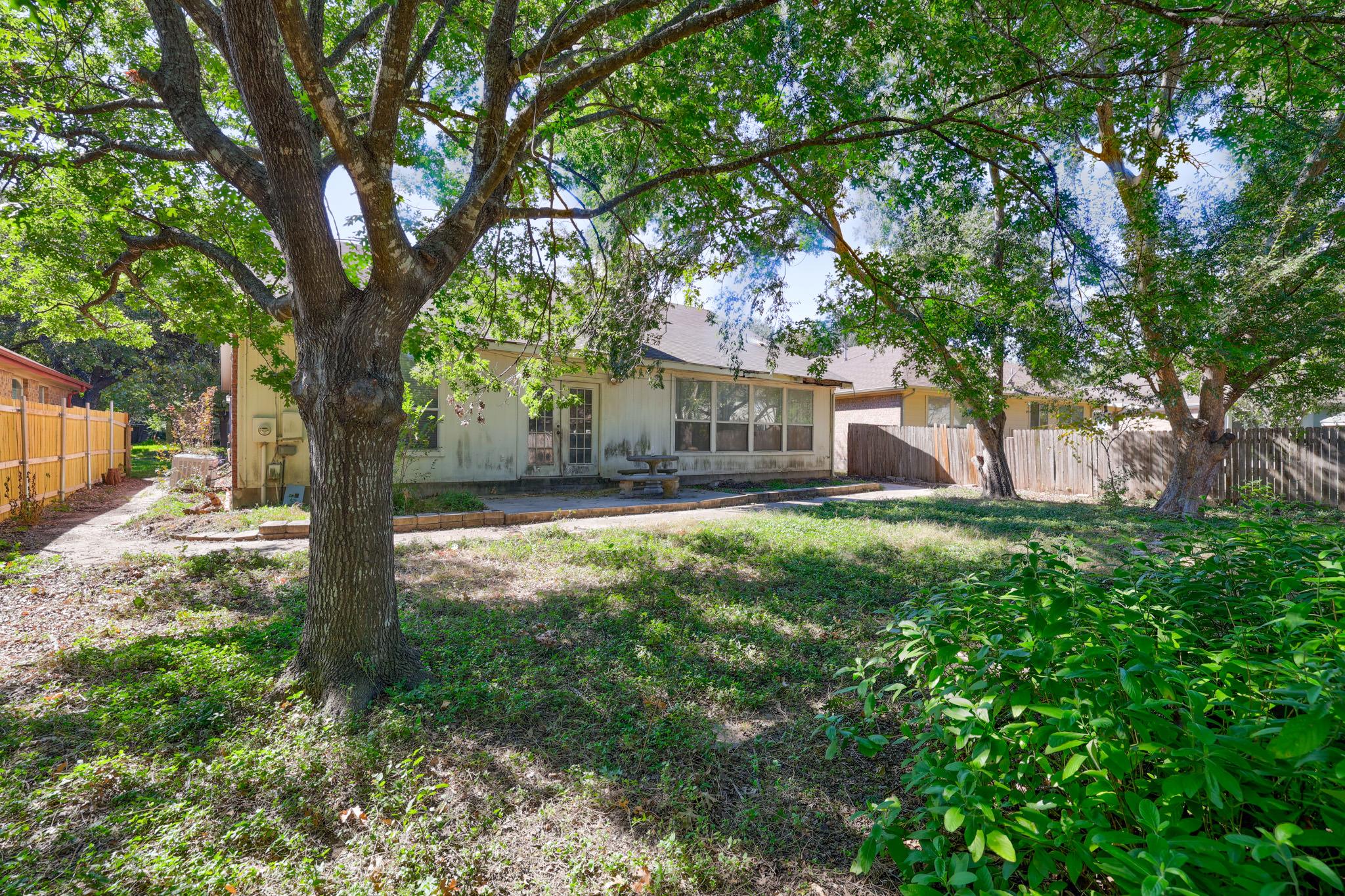 1516 Natural Bridge Ln, Pflugerville, TX 78660