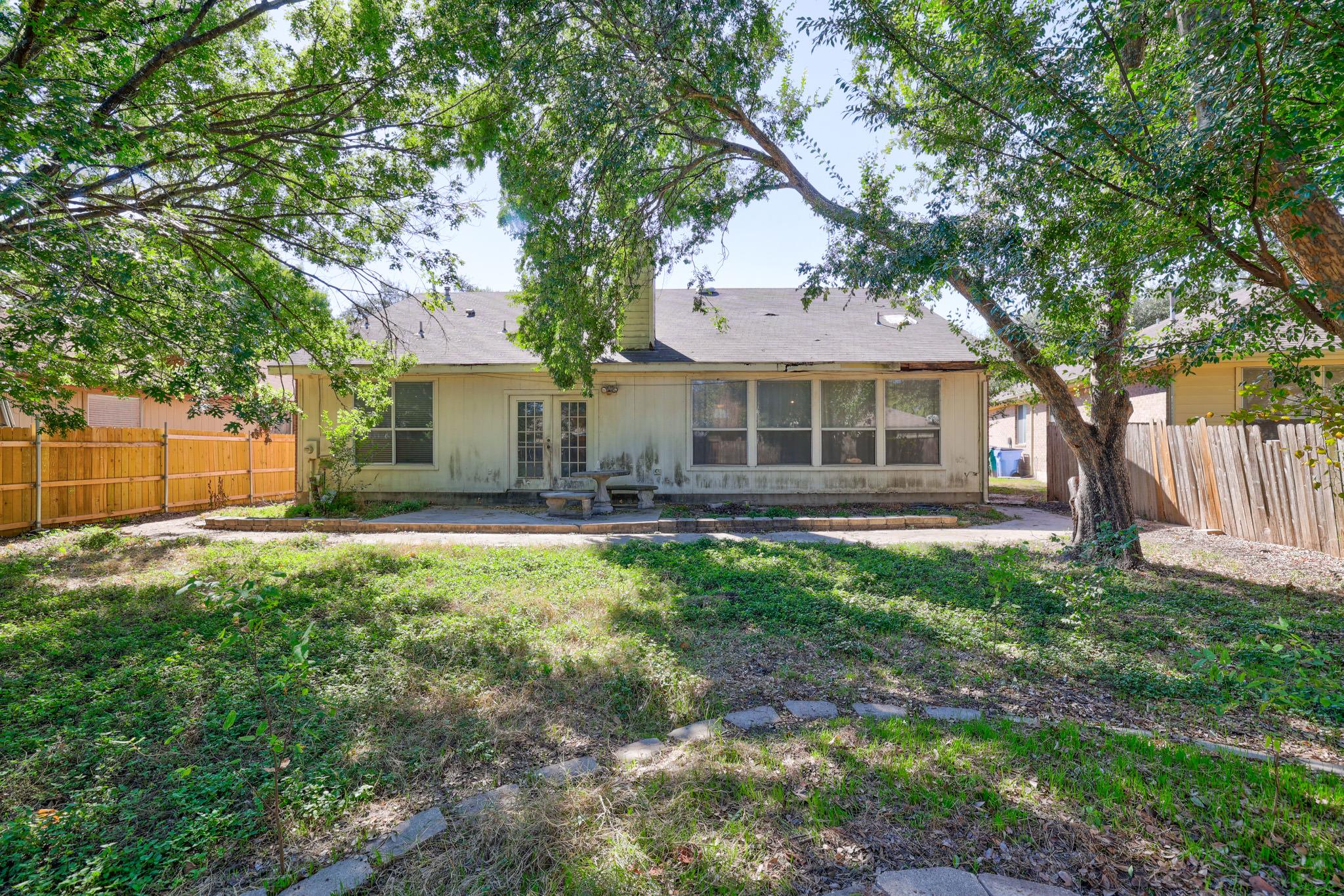 1516 Natural Bridge Ln, Pflugerville, TX 78660