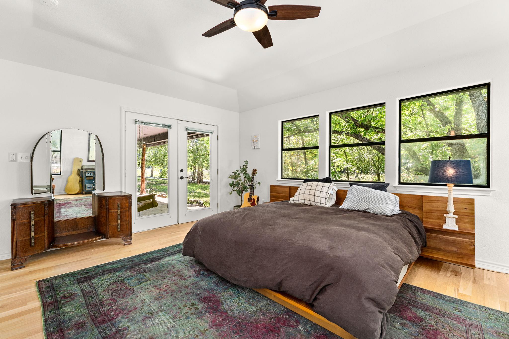 800 Spur 191, Spicewood, TX 78669