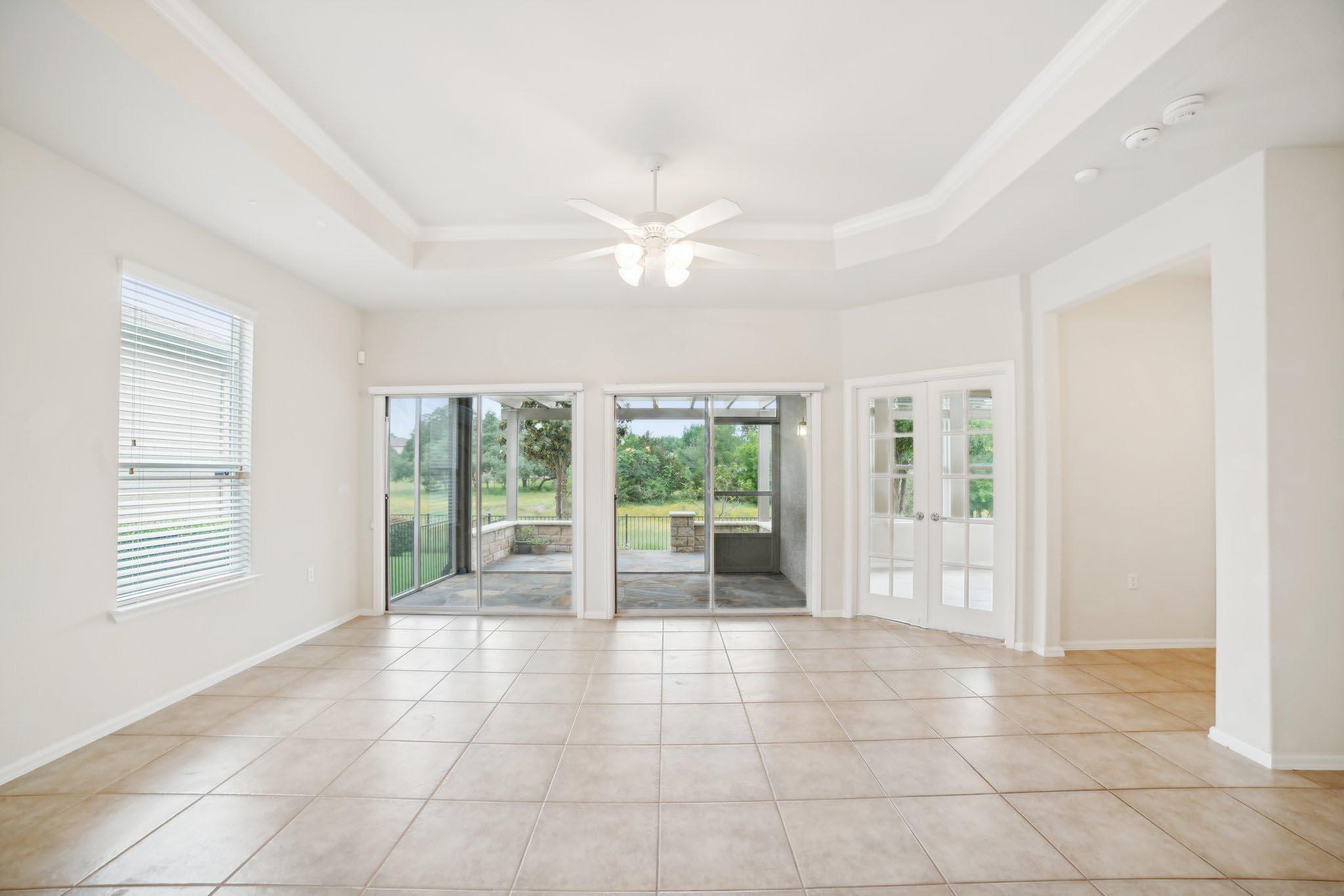 207 Trinity Ln, Georgetown, TX 78633